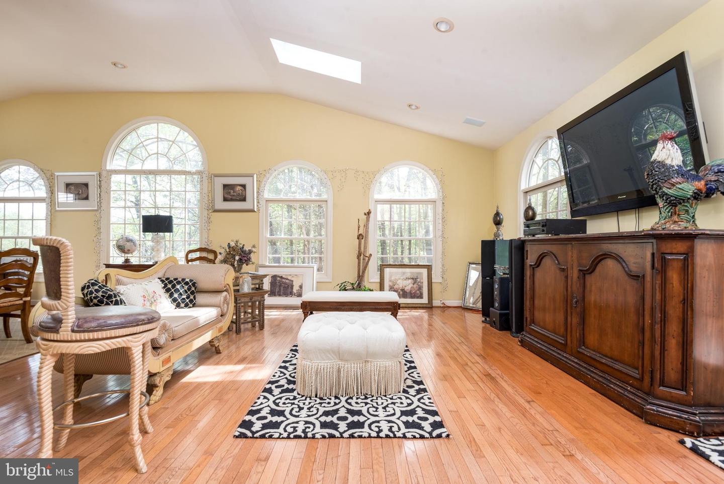 15551 SMITHFIELD PL, CENTREVILLE, Virginia 20120, 4 Bedrooms Bedrooms, ,4 BathroomsBathrooms,Residential,For sale,15551 SMITHFIELD PL,VAFX2236952 MLS # VAFX2236952