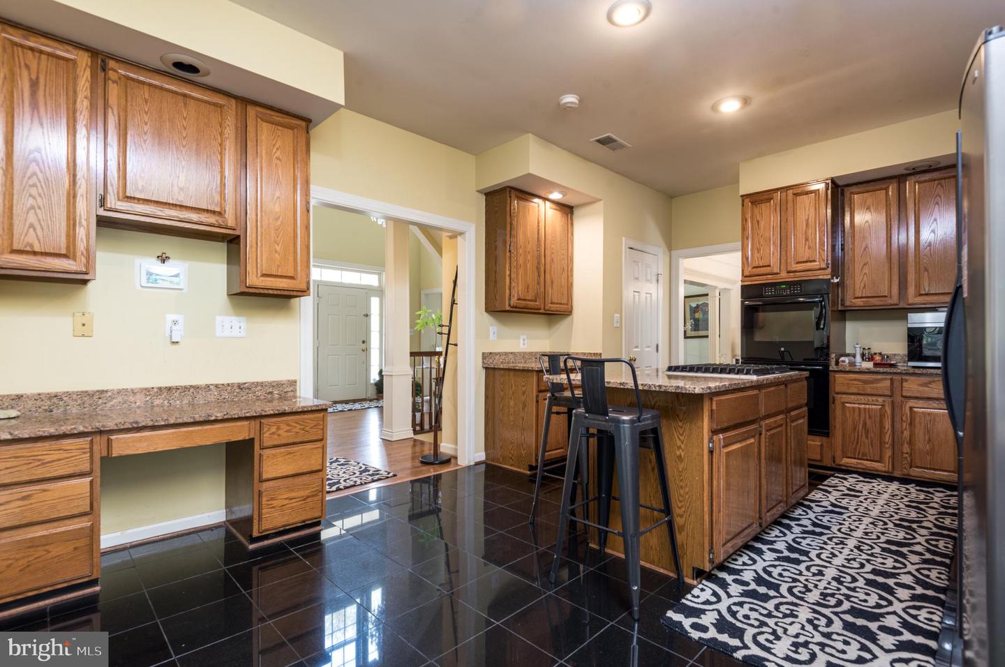 15551 SMITHFIELD PL, CENTREVILLE, Virginia 20120, 4 Bedrooms Bedrooms, ,4 BathroomsBathrooms,Residential,For sale,15551 SMITHFIELD PL,VAFX2236952 MLS # VAFX2236952