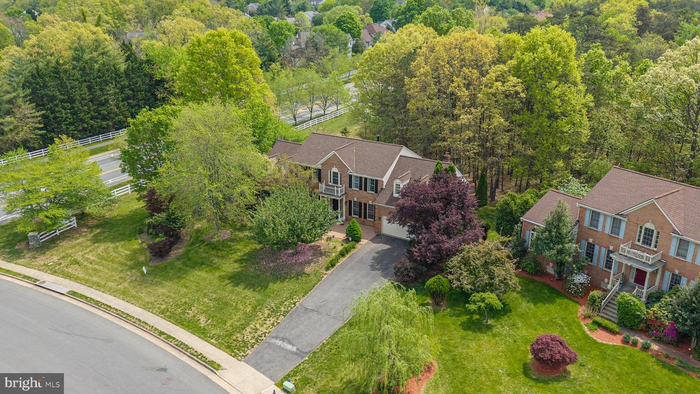 15551 SMITHFIELD PL, CENTREVILLE, Virginia 20120, 4 Bedrooms Bedrooms, ,4 BathroomsBathrooms,Residential,For sale,15551 SMITHFIELD PL,VAFX2236952 MLS # VAFX2236952