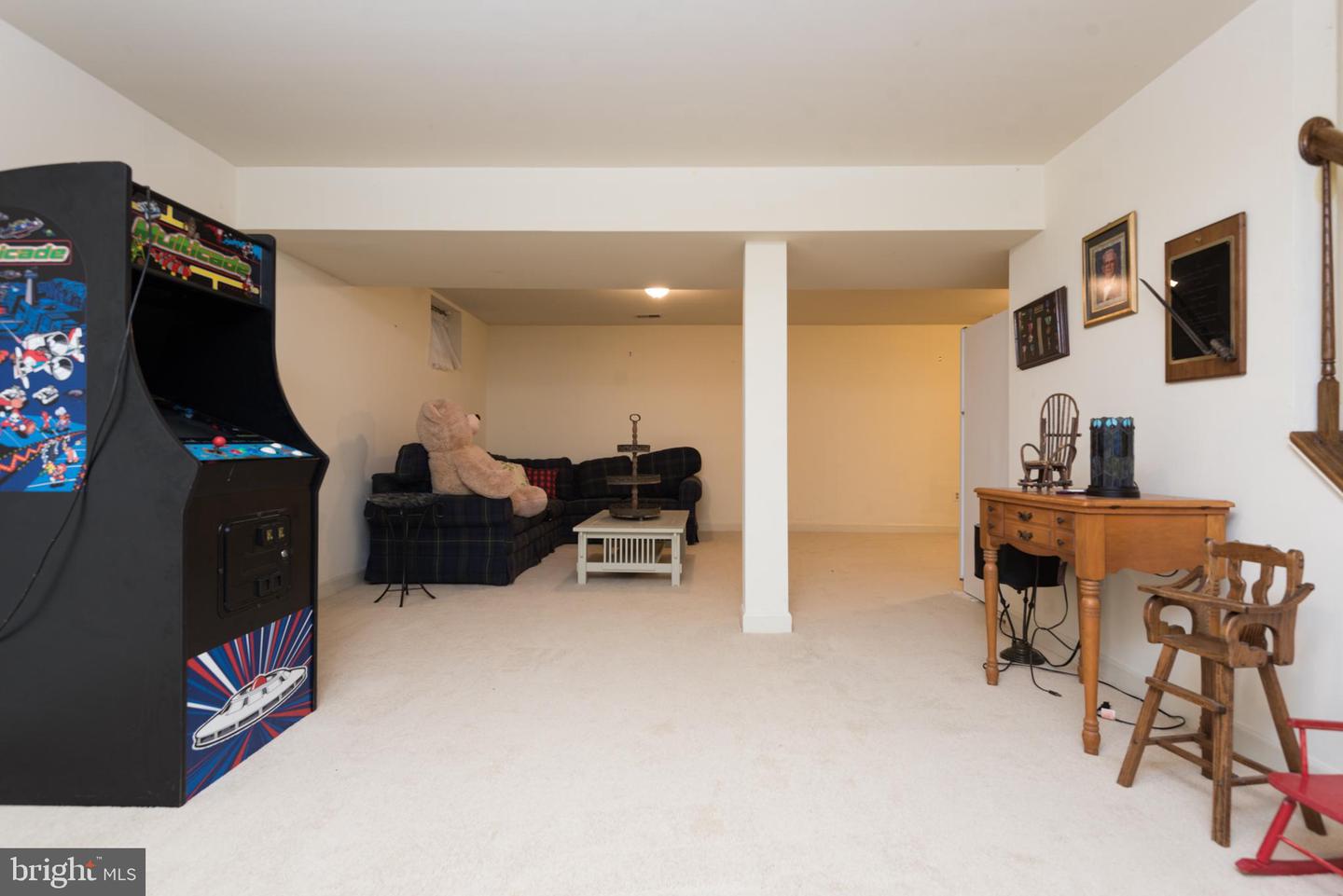 15551 SMITHFIELD PL, CENTREVILLE, Virginia 20120, 4 Bedrooms Bedrooms, ,4 BathroomsBathrooms,Residential,For sale,15551 SMITHFIELD PL,VAFX2236952 MLS # VAFX2236952