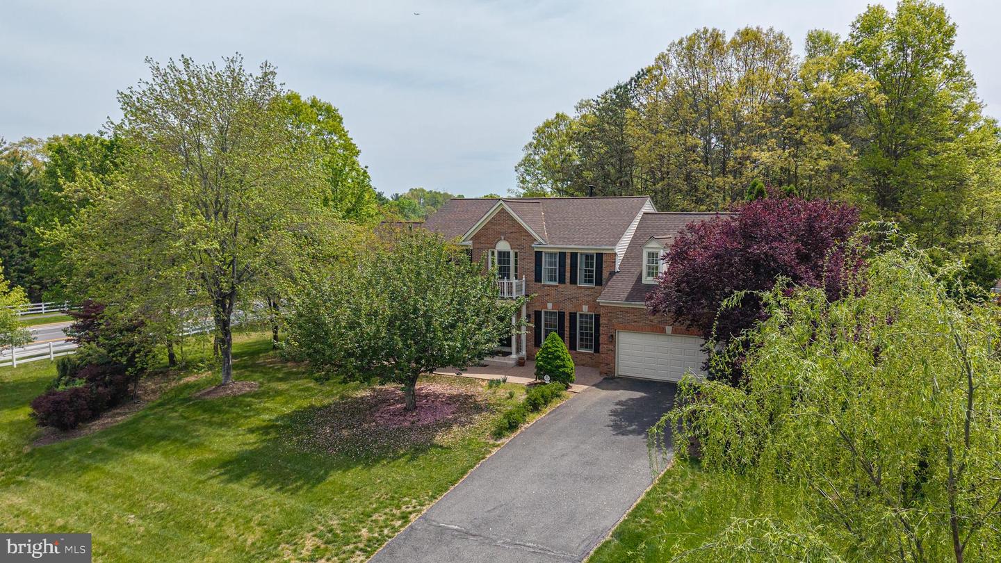 15551 SMITHFIELD PL, CENTREVILLE, Virginia 20120, 4 Bedrooms Bedrooms, ,4 BathroomsBathrooms,Residential,For sale,15551 SMITHFIELD PL,VAFX2236952 MLS # VAFX2236952