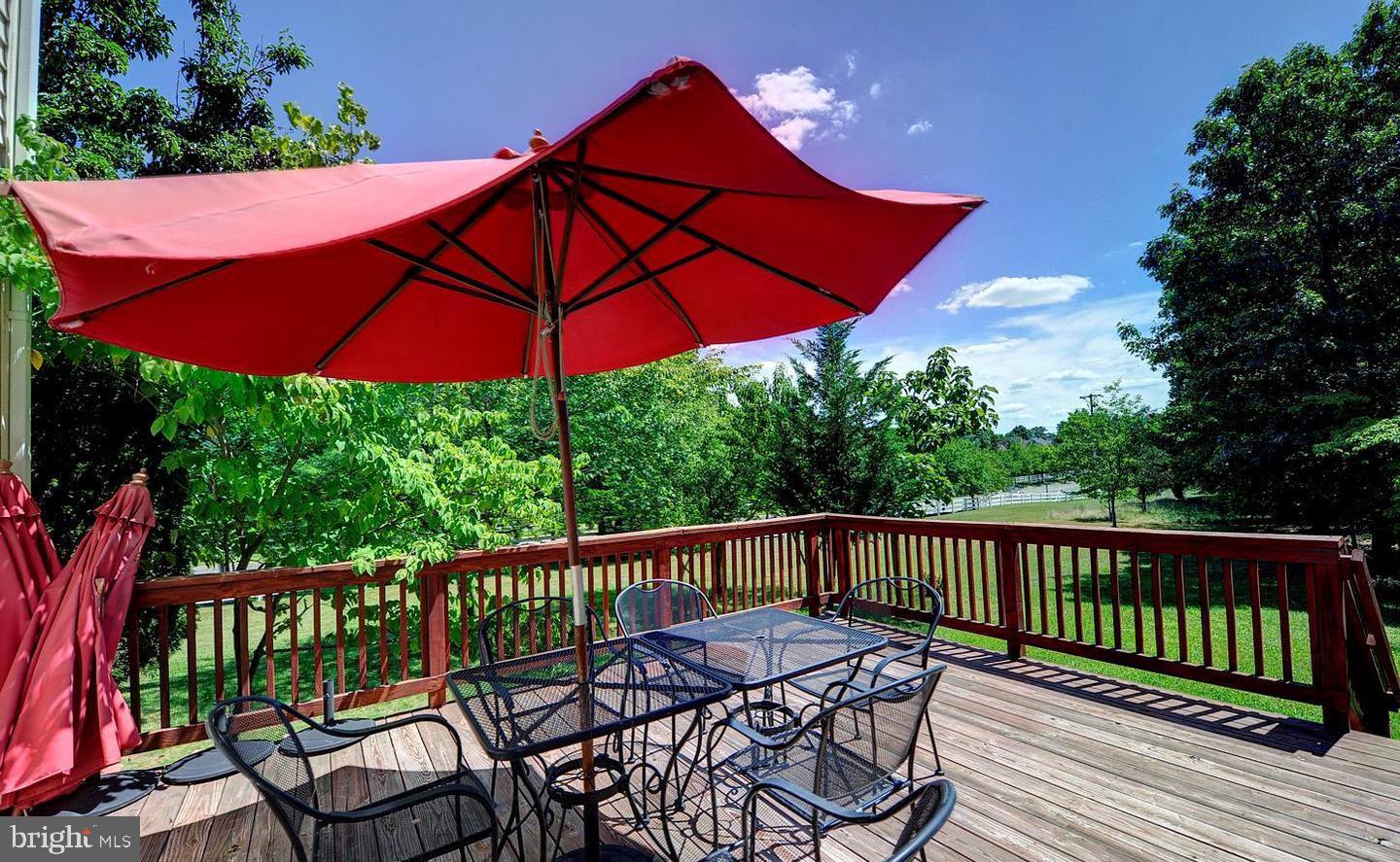 15551 SMITHFIELD PL, CENTREVILLE, Virginia 20120, 4 Bedrooms Bedrooms, ,4 BathroomsBathrooms,Residential,For sale,15551 SMITHFIELD PL,VAFX2236952 MLS # VAFX2236952