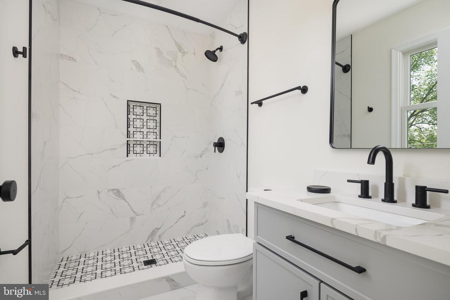 2836 CAMERON RD, FALLS CHURCH, Virginia 22042, 5 Bedrooms Bedrooms, ,4 BathroomsBathrooms,Residential,For sale,2836 CAMERON RD,VAFX2237024 MLS # VAFX2237024