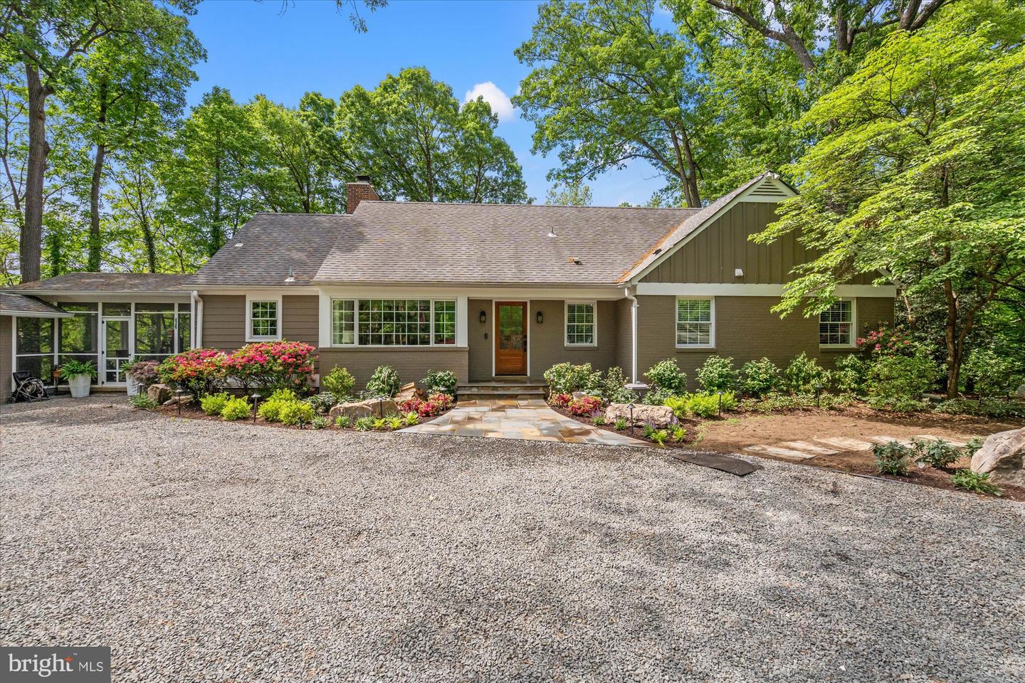 4812 MAURY LN, ALEXANDRIA, Virginia 22304, 5 Bedrooms Bedrooms, ,4 BathroomsBathrooms,Residential,For sale,4812 MAURY LN,VAAX2044692 MLS # VAAX2044692