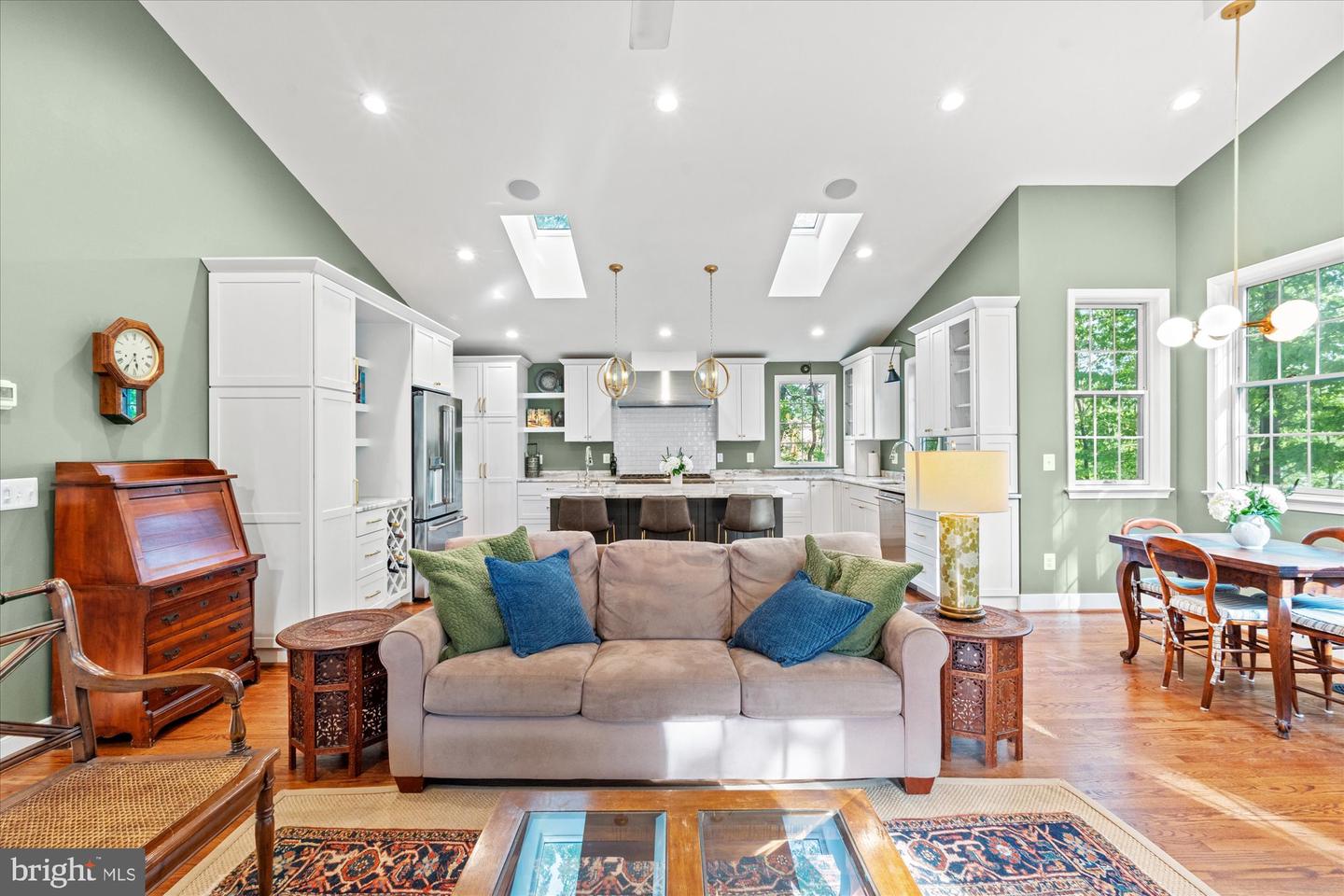 4812 MAURY LN, ALEXANDRIA, Virginia 22304, 5 Bedrooms Bedrooms, ,4 BathroomsBathrooms,Residential,For sale,4812 MAURY LN,VAAX2044692 MLS # VAAX2044692