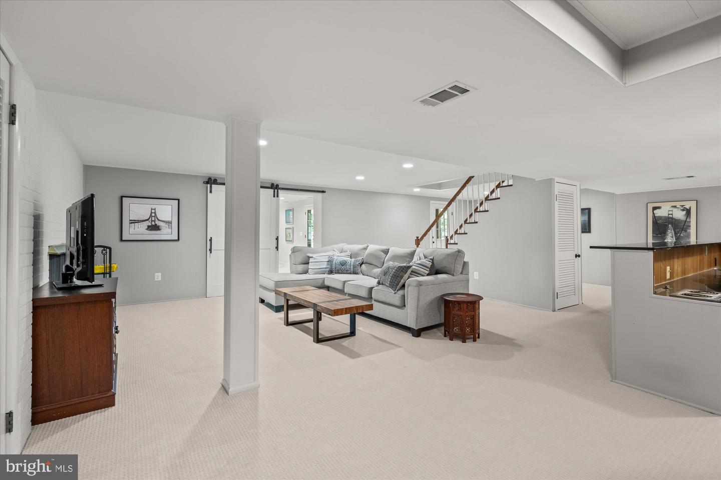 4812 MAURY LN, ALEXANDRIA, Virginia 22304, 5 Bedrooms Bedrooms, ,4 BathroomsBathrooms,Residential,For sale,4812 MAURY LN,VAAX2044692 MLS # VAAX2044692