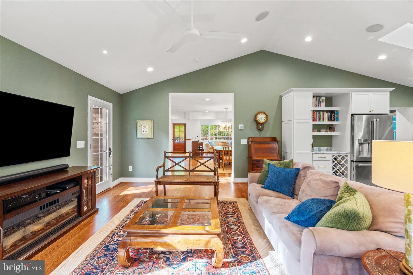 4812 MAURY LN, ALEXANDRIA, Virginia 22304, 5 Bedrooms Bedrooms, ,4 BathroomsBathrooms,Residential,For sale,4812 MAURY LN,VAAX2044692 MLS # VAAX2044692