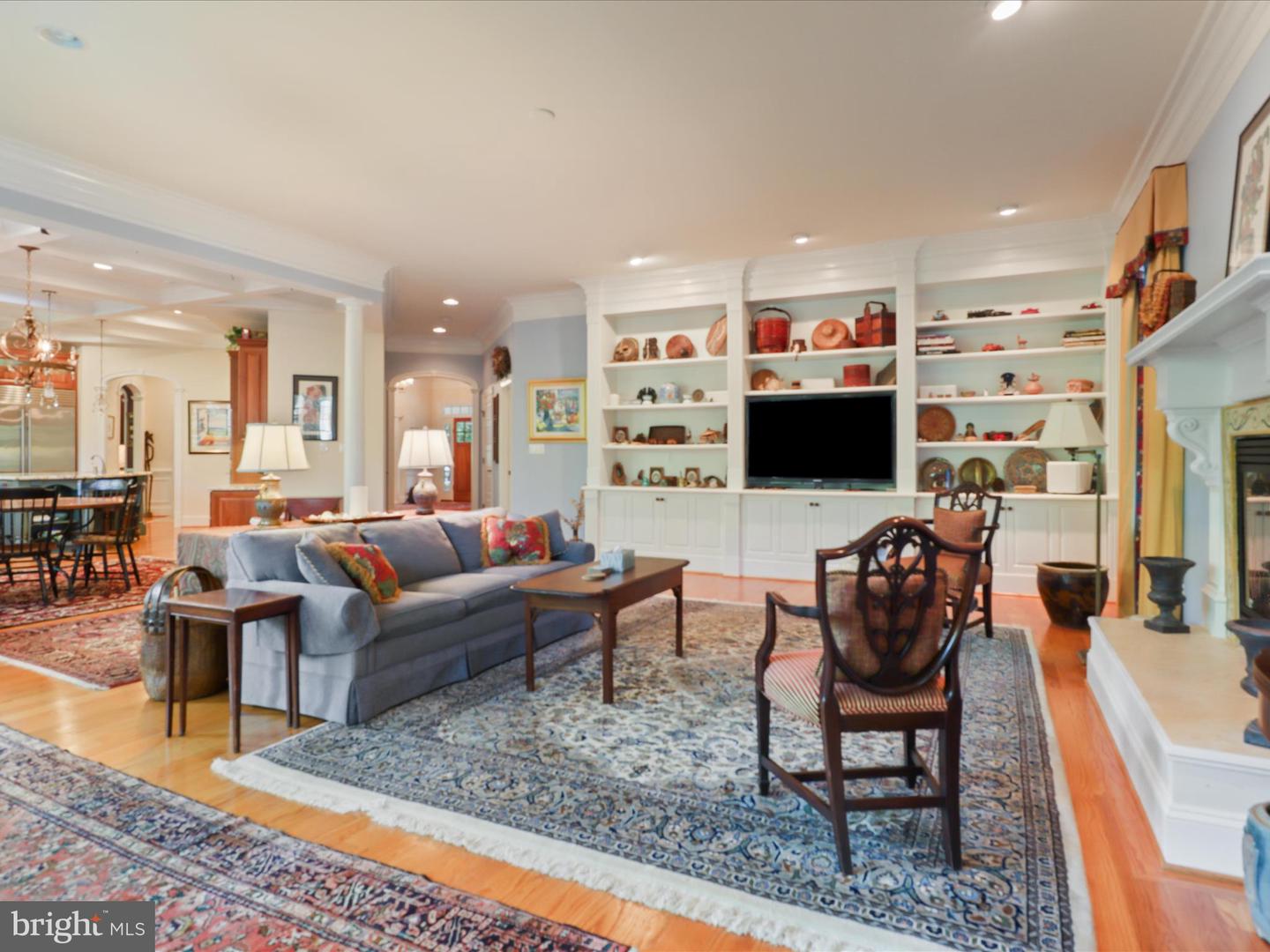 1889 VIRGINIA AVE, MCLEAN, Virginia 22101, 7 Bedrooms Bedrooms, ,7 BathroomsBathrooms,Residential,For sale,1889 VIRGINIA AVE,VAFX2237082 MLS # VAFX2237082