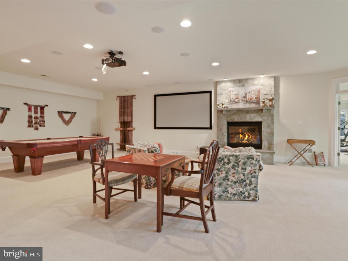 1889 VIRGINIA AVE, MCLEAN, Virginia 22101, 7 Bedrooms Bedrooms, ,7 BathroomsBathrooms,Residential,For sale,1889 VIRGINIA AVE,VAFX2237082 MLS # VAFX2237082