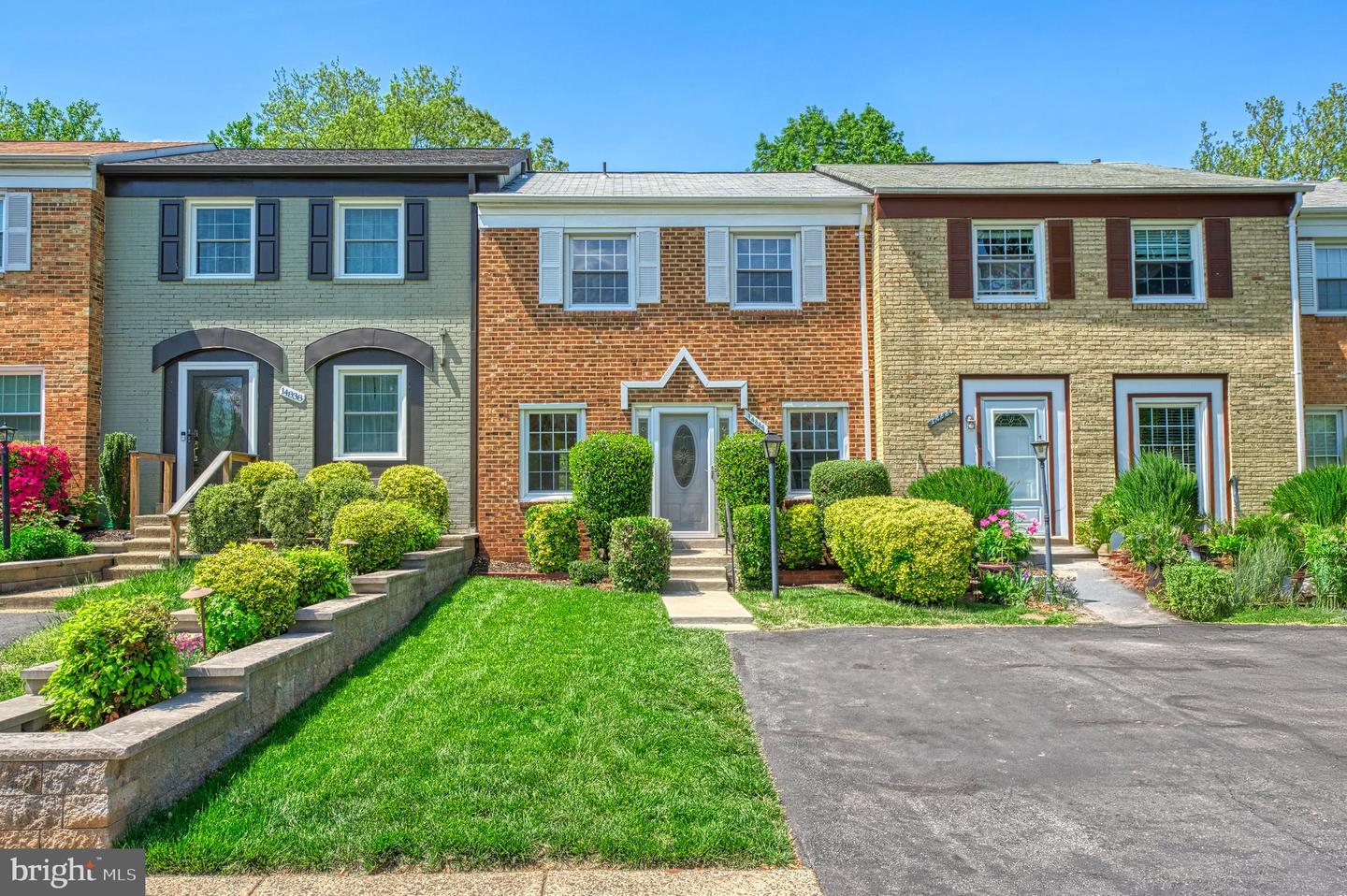 14836 PALMERSTON SQ, CENTREVILLE, Virginia 20120, 3 Bedrooms Bedrooms, ,1 BathroomBathrooms,Residential,For sale,14836 PALMERSTON SQ,VAFX2236990 MLS # VAFX2236990