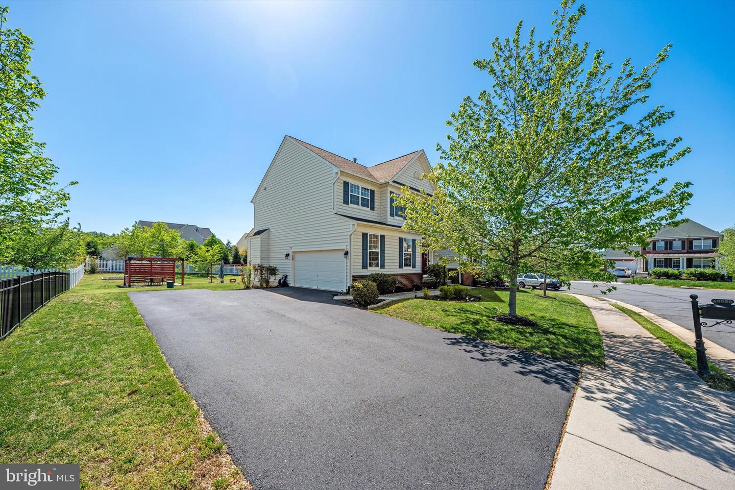 43089 LITTLE ANGEL CT, LEESBURG, Virginia 20176, 4 Bedrooms Bedrooms, ,3 BathroomsBathrooms,Residential,For sale,43089 LITTLE ANGEL CT,VALO2094998 MLS # VALO2094998