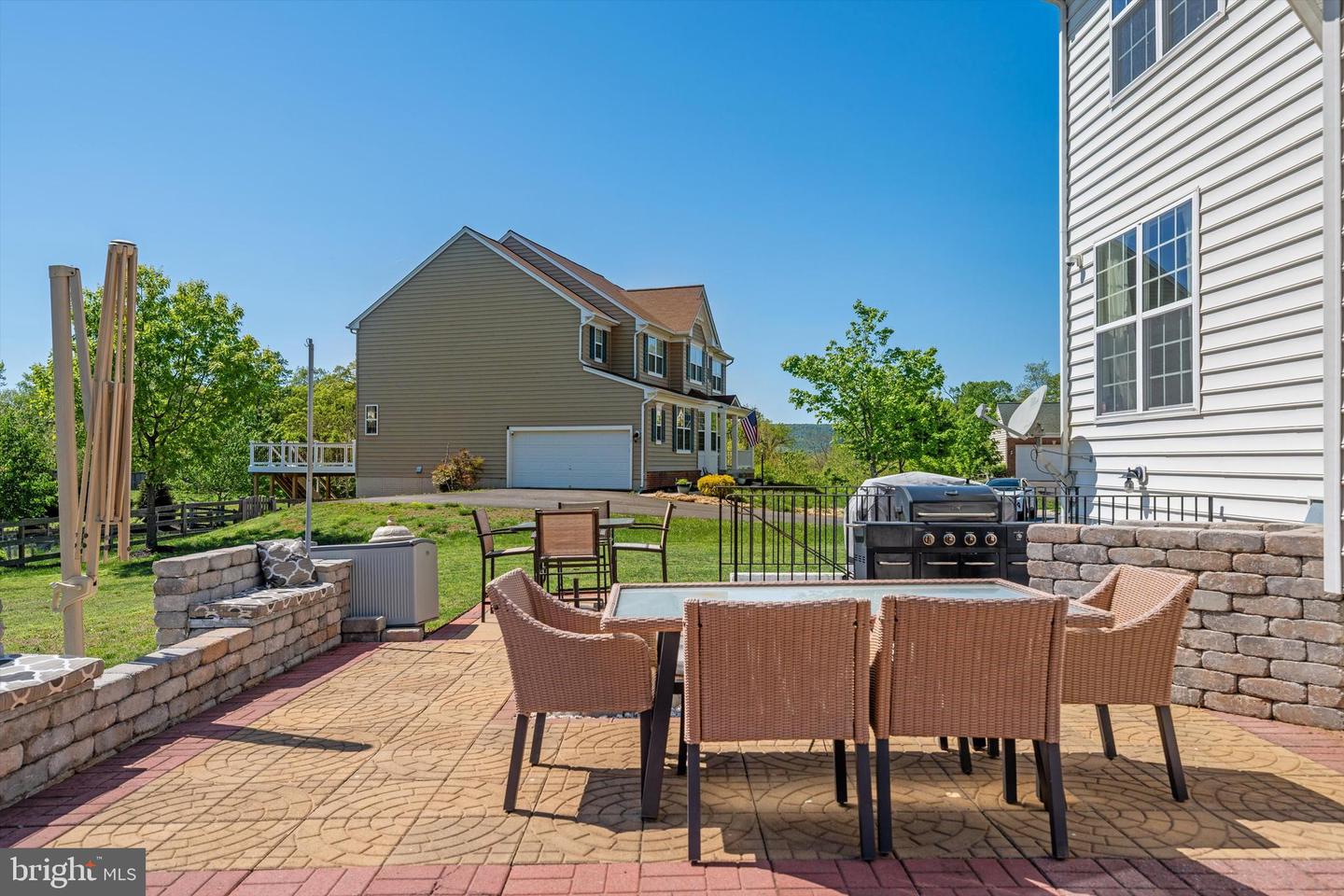 43089 LITTLE ANGEL CT, LEESBURG, Virginia 20176, 4 Bedrooms Bedrooms, ,3 BathroomsBathrooms,Residential,For sale,43089 LITTLE ANGEL CT,VALO2094998 MLS # VALO2094998