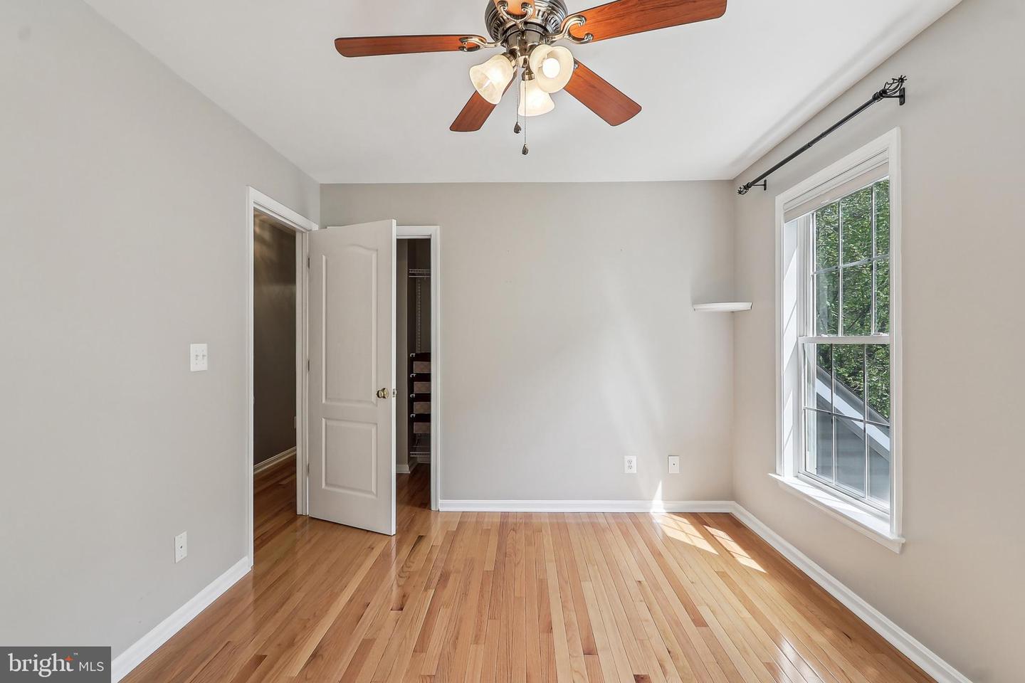 24 MONUMENT DR, STAFFORD, Virginia 22554, 5 Bedrooms Bedrooms, 14 Rooms Rooms,4 BathroomsBathrooms,Residential,For sale,24 MONUMENT DR,VAST2038218 MLS # VAST2038218