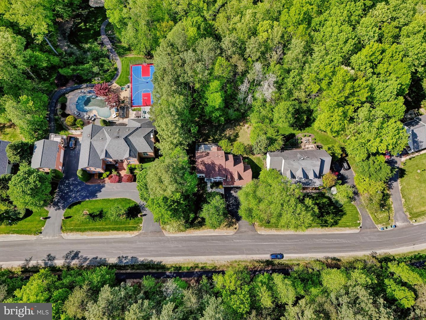 24 MONUMENT DR, STAFFORD, Virginia 22554, 5 Bedrooms Bedrooms, 14 Rooms Rooms,4 BathroomsBathrooms,Residential,For sale,24 MONUMENT DR,VAST2038218 MLS # VAST2038218