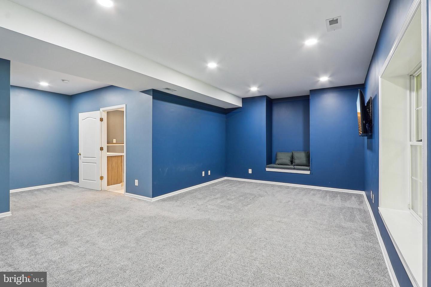 24 MONUMENT DR, STAFFORD, Virginia 22554, 5 Bedrooms Bedrooms, 14 Rooms Rooms,4 BathroomsBathrooms,Residential,For sale,24 MONUMENT DR,VAST2038218 MLS # VAST2038218