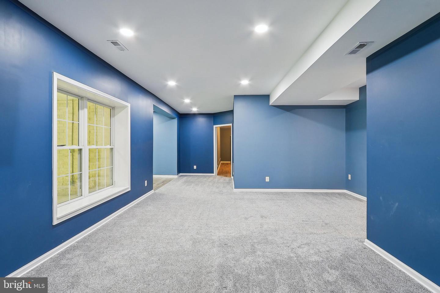 24 MONUMENT DR, STAFFORD, Virginia 22554, 5 Bedrooms Bedrooms, 14 Rooms Rooms,4 BathroomsBathrooms,Residential,For sale,24 MONUMENT DR,VAST2038218 MLS # VAST2038218