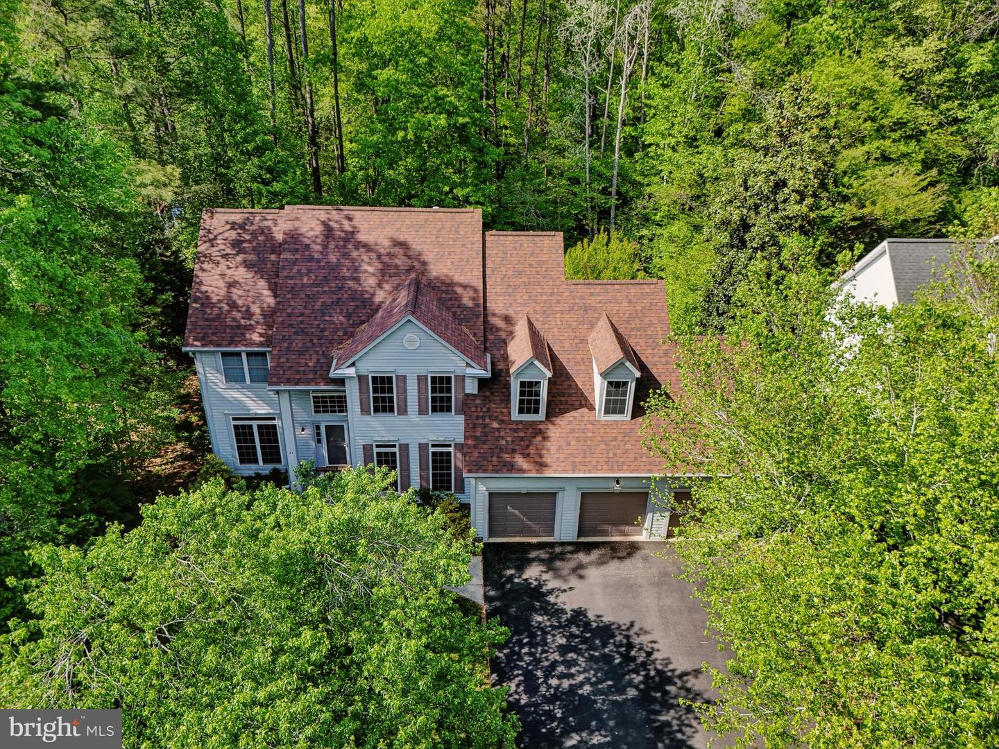 24 MONUMENT DR, STAFFORD, Virginia 22554, 5 Bedrooms Bedrooms, 14 Rooms Rooms,4 BathroomsBathrooms,Residential,For sale,24 MONUMENT DR,VAST2038218 MLS # VAST2038218