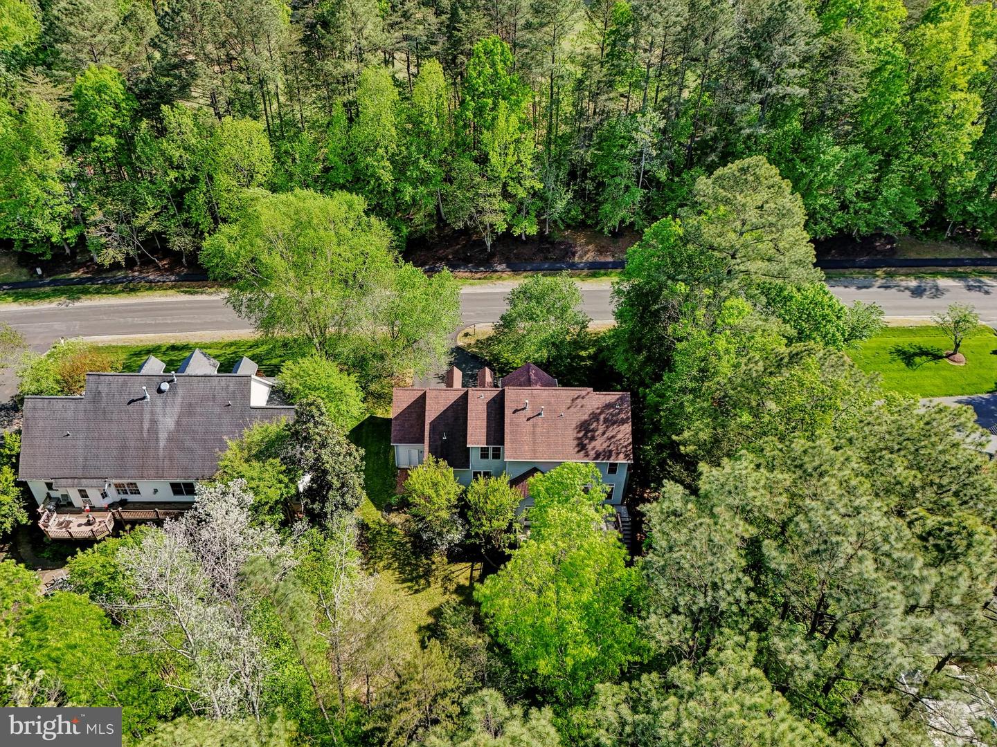 24 MONUMENT DR, STAFFORD, Virginia 22554, 5 Bedrooms Bedrooms, 14 Rooms Rooms,4 BathroomsBathrooms,Residential,For sale,24 MONUMENT DR,VAST2038218 MLS # VAST2038218