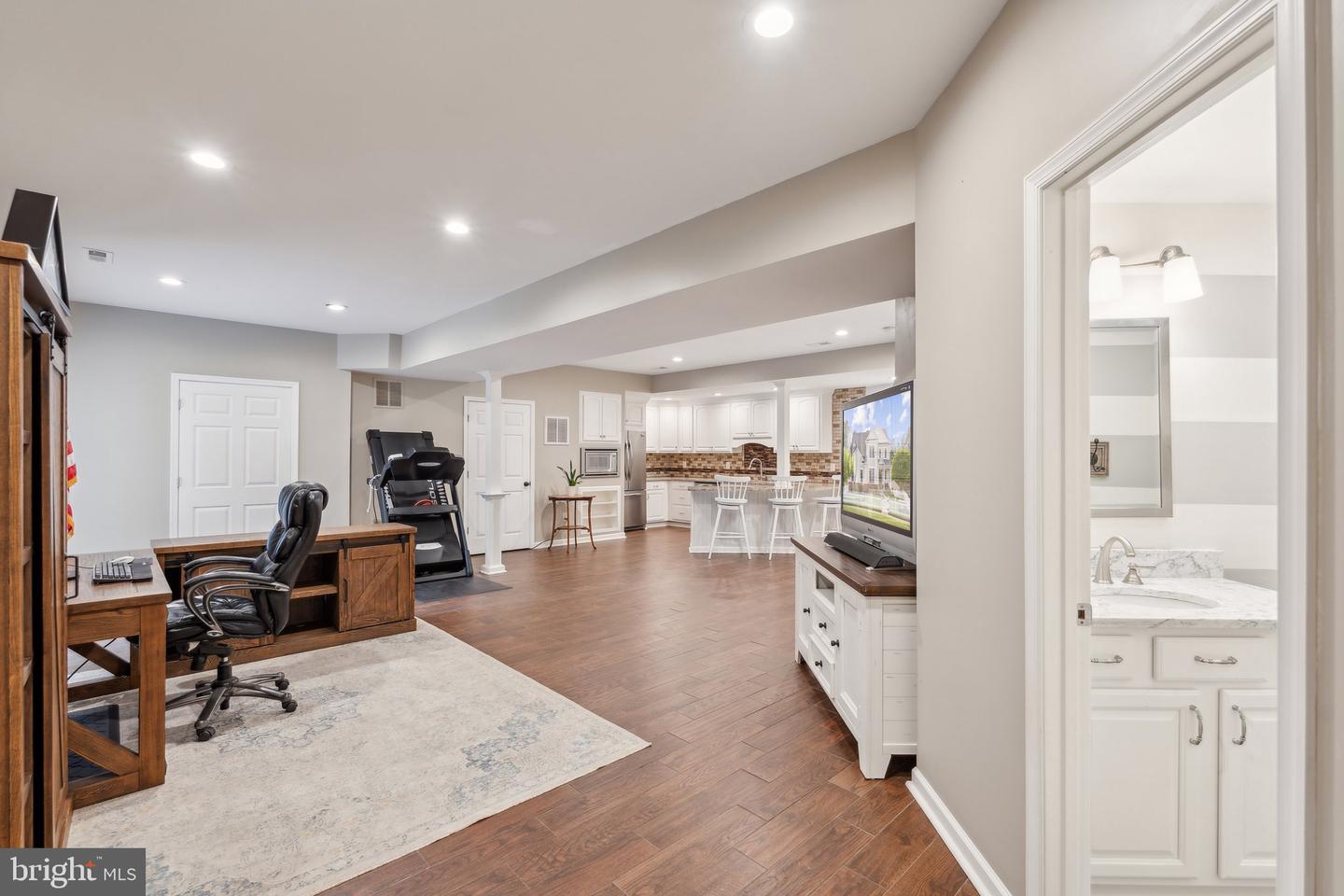 6 CRAWFORD LN, STAFFORD, Virginia 22556, 5 Bedrooms Bedrooms, ,3 BathroomsBathrooms,Residential,For sale,6 CRAWFORD LN,VAST2038258 MLS # VAST2038258