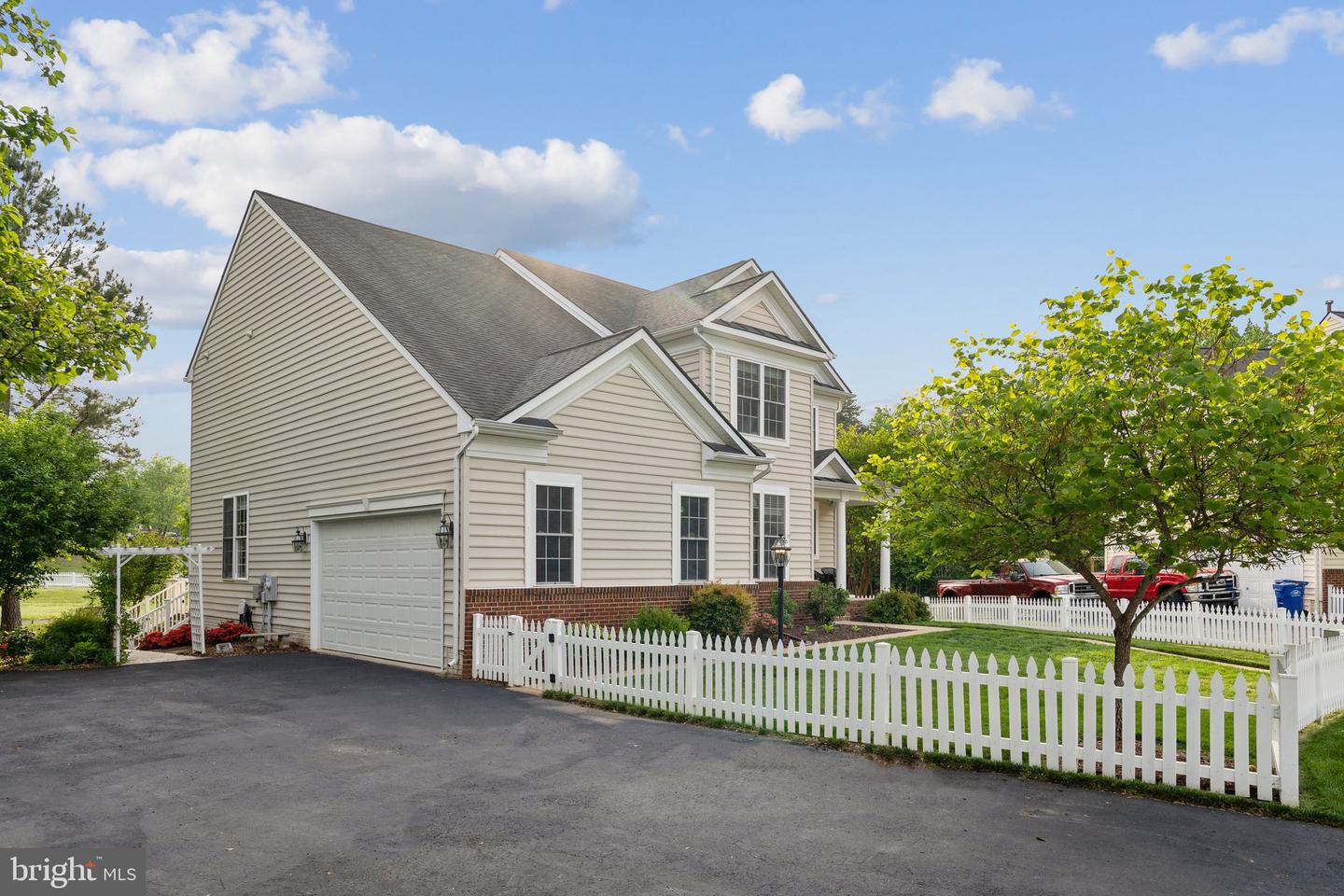 6 CRAWFORD LN, STAFFORD, Virginia 22556, 5 Bedrooms Bedrooms, ,3 BathroomsBathrooms,Residential,For sale,6 CRAWFORD LN,VAST2038258 MLS # VAST2038258