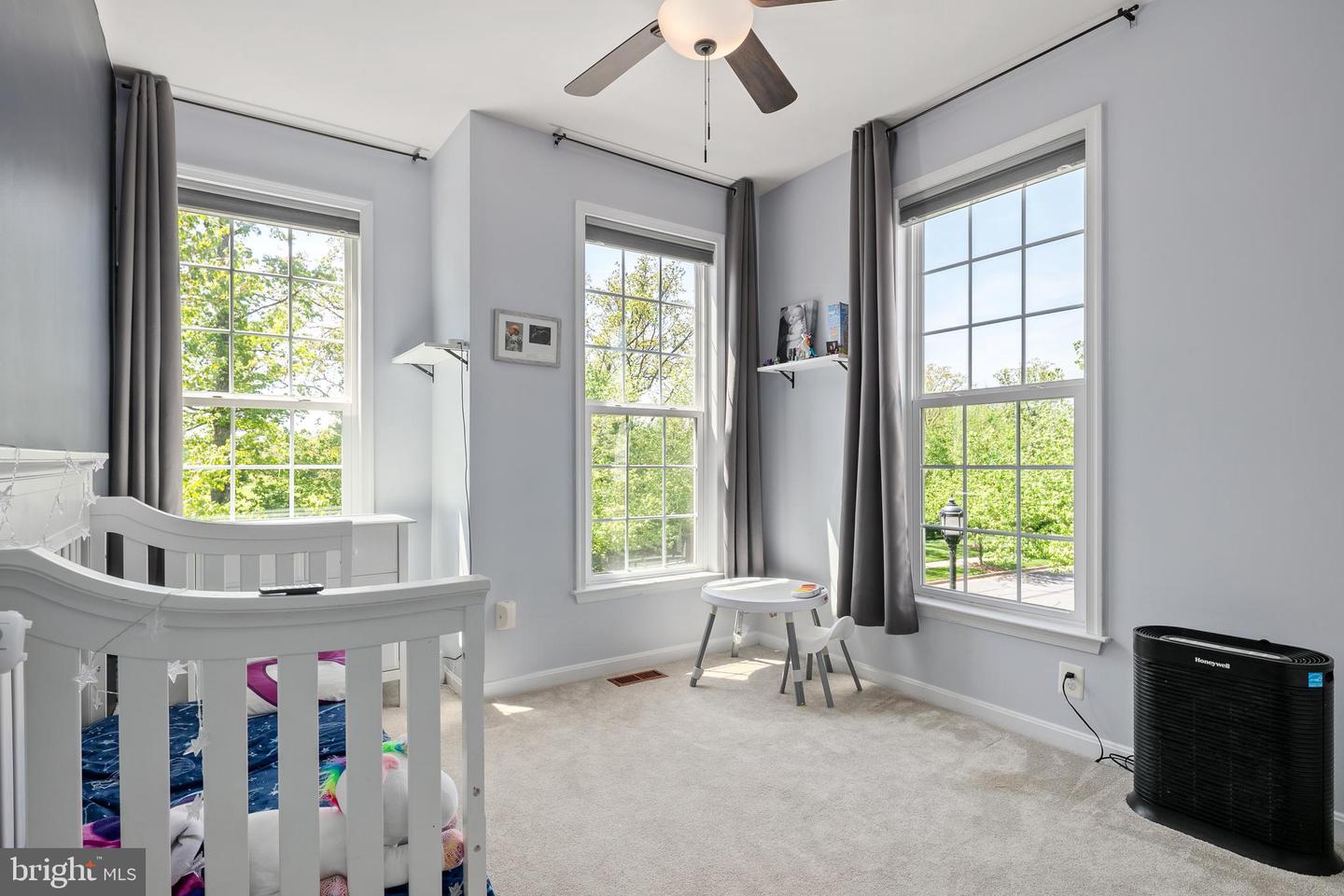 19456 FRONT ST, LEESBURG, Virginia 20176, 4 Bedrooms Bedrooms, ,3 BathroomsBathrooms,Residential,For sale,19456 FRONT ST,VALO2095022 MLS # VALO2095022