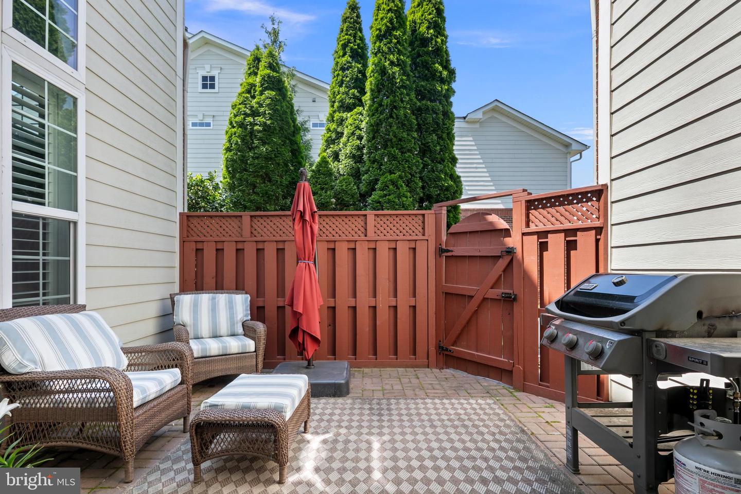 19456 FRONT ST, LEESBURG, Virginia 20176, 4 Bedrooms Bedrooms, ,3 BathroomsBathrooms,Residential,For sale,19456 FRONT ST,VALO2095022 MLS # VALO2095022