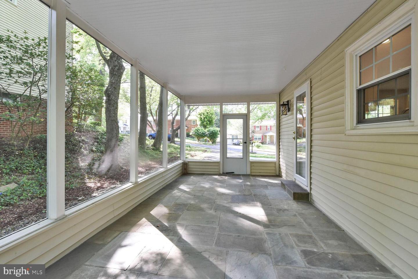 2241 SENSENEY LN, FALLS CHURCH, Virginia 22043, 5 Bedrooms Bedrooms, ,2 BathroomsBathrooms,Residential,For sale,2241 SENSENEY LN,VAFX2237106 MLS # VAFX2237106