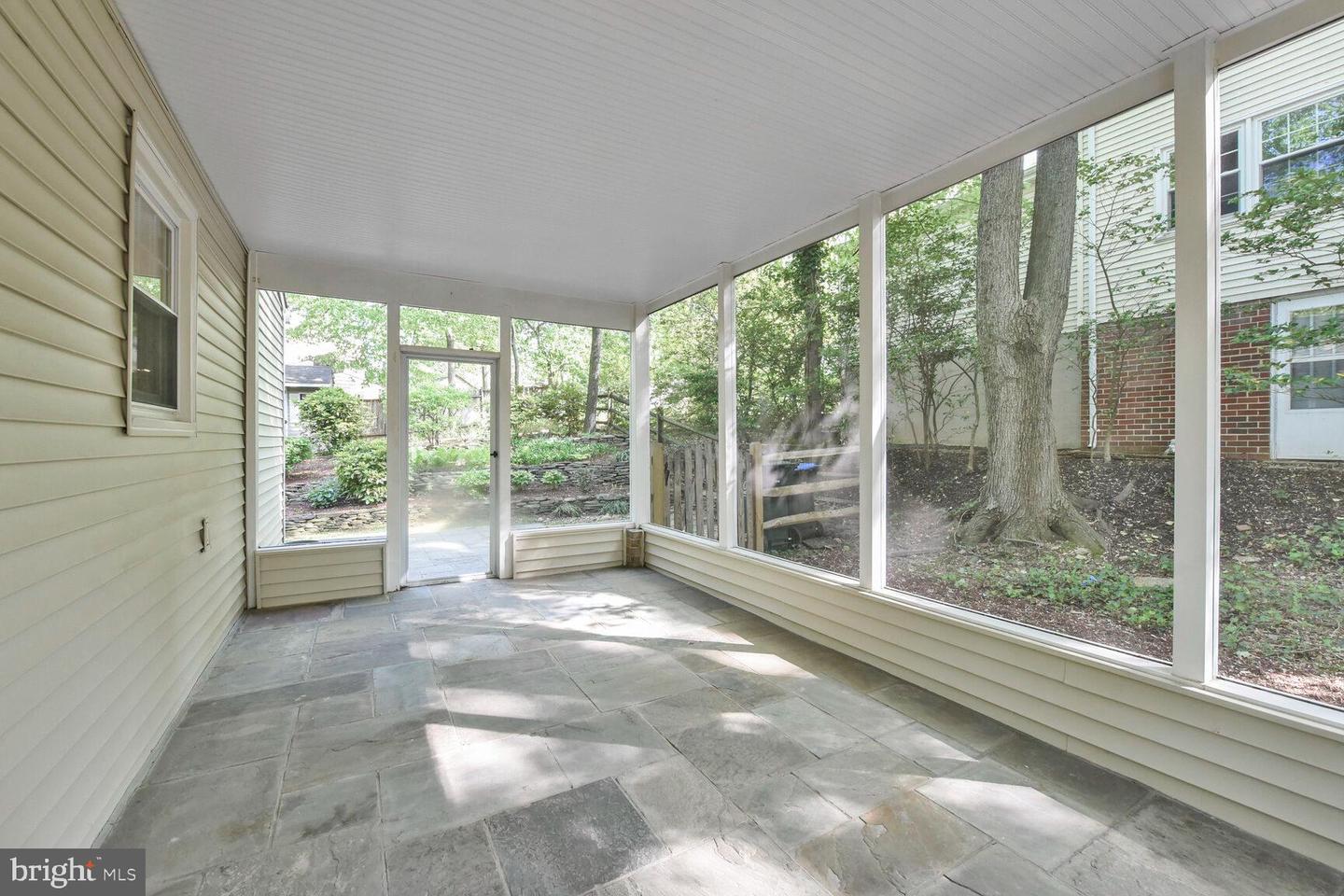 2241 SENSENEY LN, FALLS CHURCH, Virginia 22043, 5 Bedrooms Bedrooms, ,2 BathroomsBathrooms,Residential,For sale,2241 SENSENEY LN,VAFX2237106 MLS # VAFX2237106
