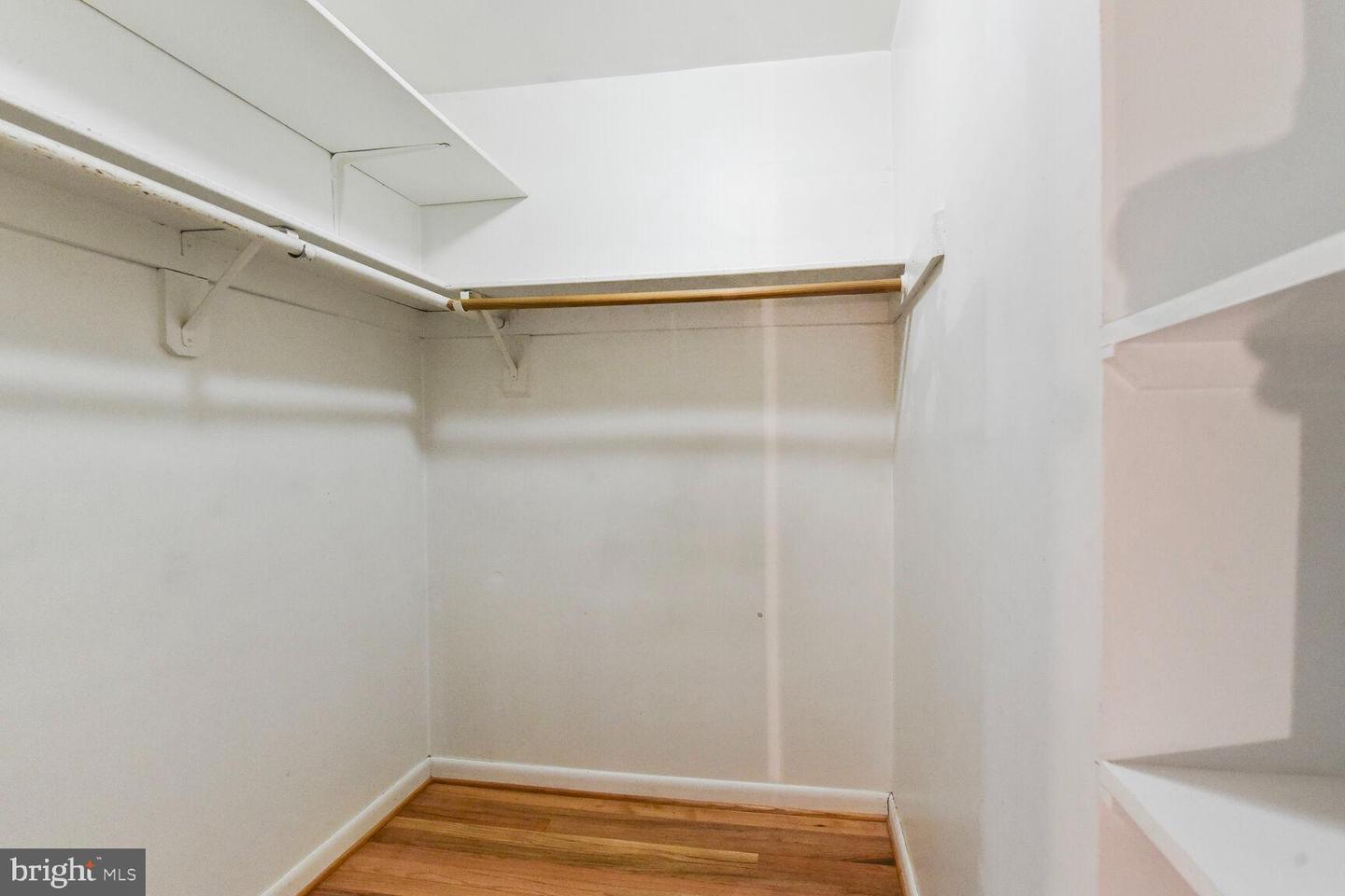 2241 SENSENEY LN, FALLS CHURCH, Virginia 22043, 5 Bedrooms Bedrooms, ,2 BathroomsBathrooms,Residential,For sale,2241 SENSENEY LN,VAFX2237106 MLS # VAFX2237106