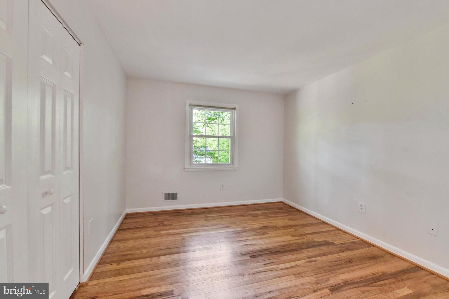 2241 SENSENEY LN, FALLS CHURCH, Virginia 22043, 5 Bedrooms Bedrooms, ,2 BathroomsBathrooms,Residential,For sale,2241 SENSENEY LN,VAFX2237106 MLS # VAFX2237106
