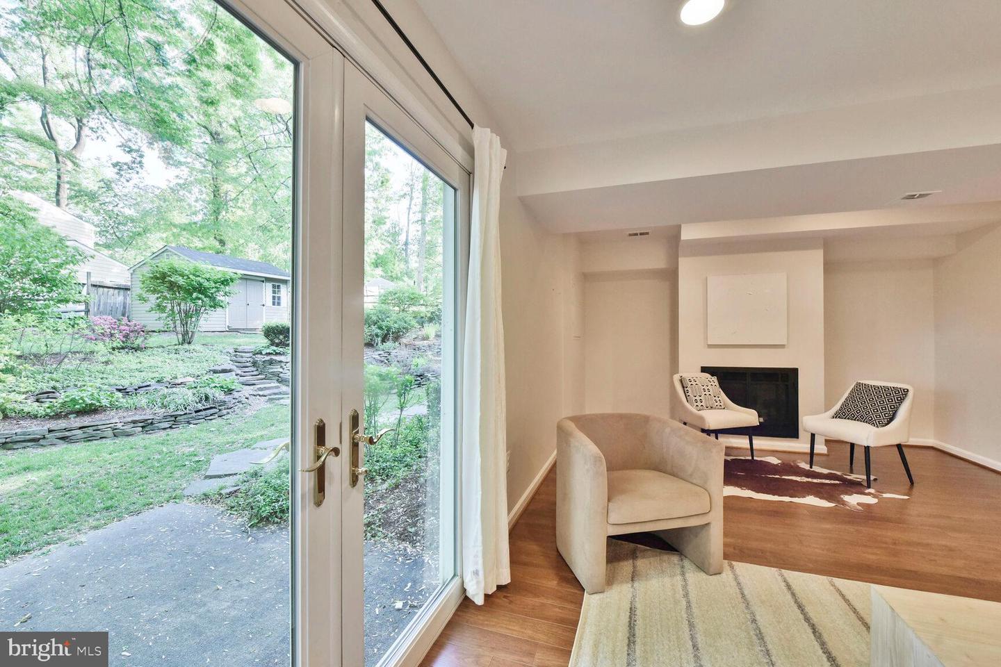 2241 SENSENEY LN, FALLS CHURCH, Virginia 22043, 5 Bedrooms Bedrooms, ,2 BathroomsBathrooms,Residential,For sale,2241 SENSENEY LN,VAFX2237106 MLS # VAFX2237106