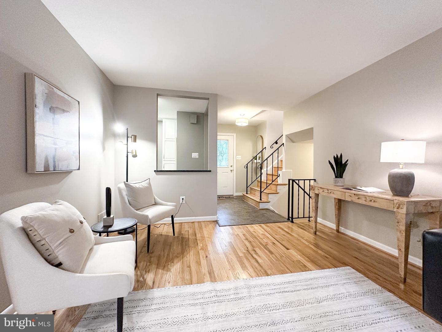 2241 SENSENEY LN, FALLS CHURCH, Virginia 22043, 5 Bedrooms Bedrooms, ,2 BathroomsBathrooms,Residential,For sale,2241 SENSENEY LN,VAFX2237106 MLS # VAFX2237106