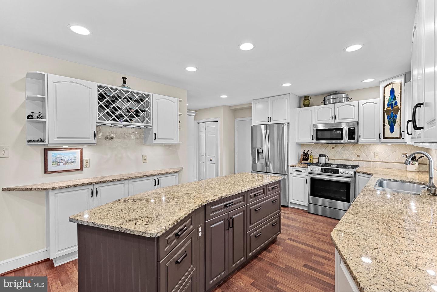 2057 KEDGE DR, VIENNA, Virginia 22181, 4 Bedrooms Bedrooms, ,3 BathroomsBathrooms,Residential,For sale,2057 KEDGE DR,VAFX2237132 MLS # VAFX2237132