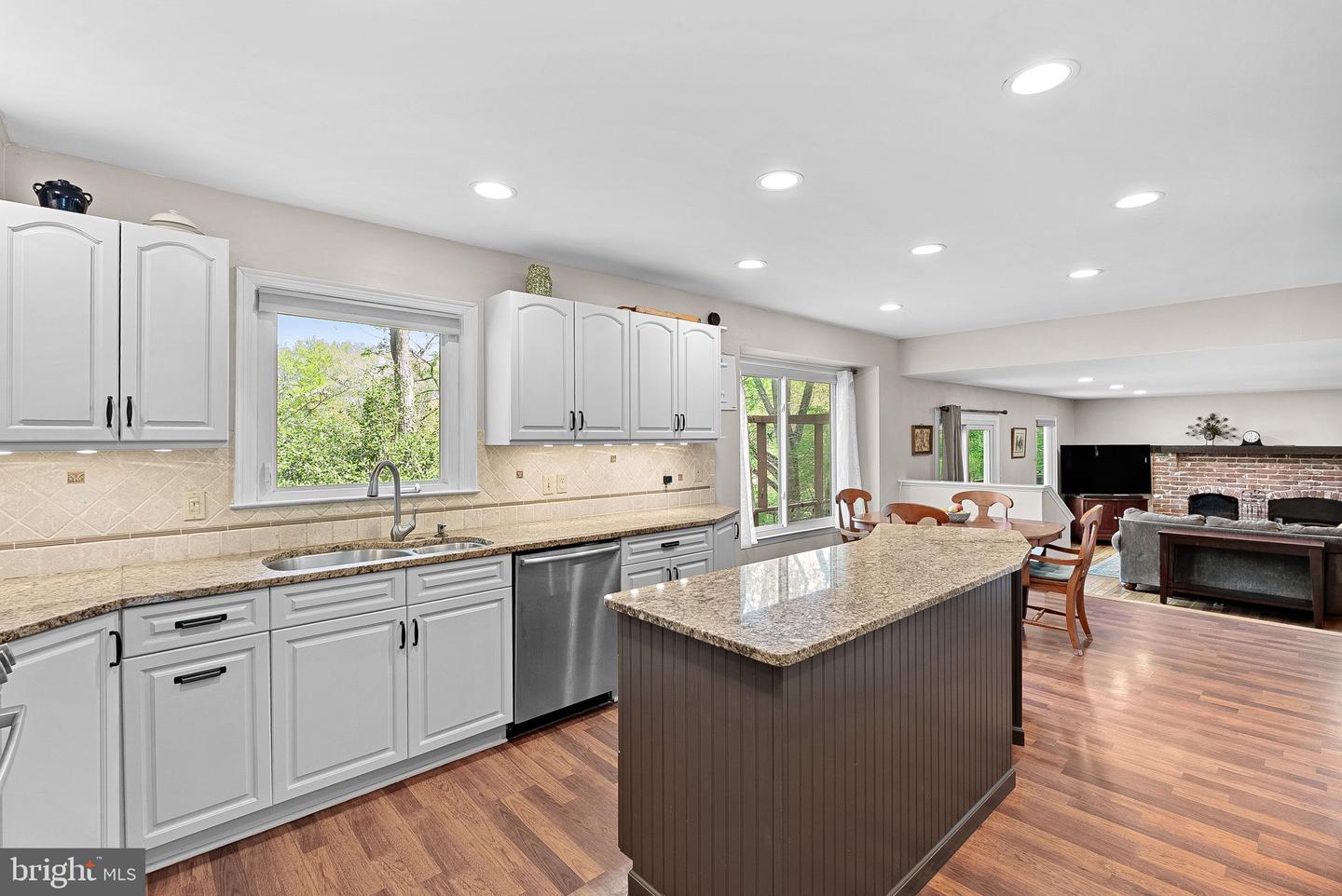 2057 KEDGE DR, VIENNA, Virginia 22181, 4 Bedrooms Bedrooms, ,3 BathroomsBathrooms,Residential,For sale,2057 KEDGE DR,VAFX2237132 MLS # VAFX2237132