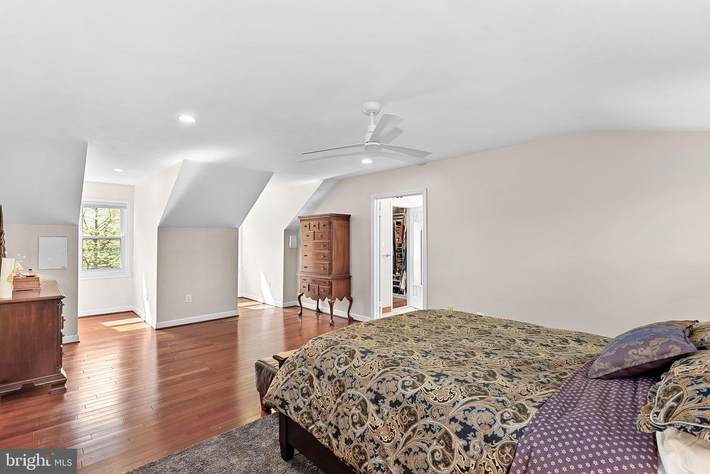 2057 KEDGE DR, VIENNA, Virginia 22181, 4 Bedrooms Bedrooms, ,3 BathroomsBathrooms,Residential,For sale,2057 KEDGE DR,VAFX2237132 MLS # VAFX2237132
