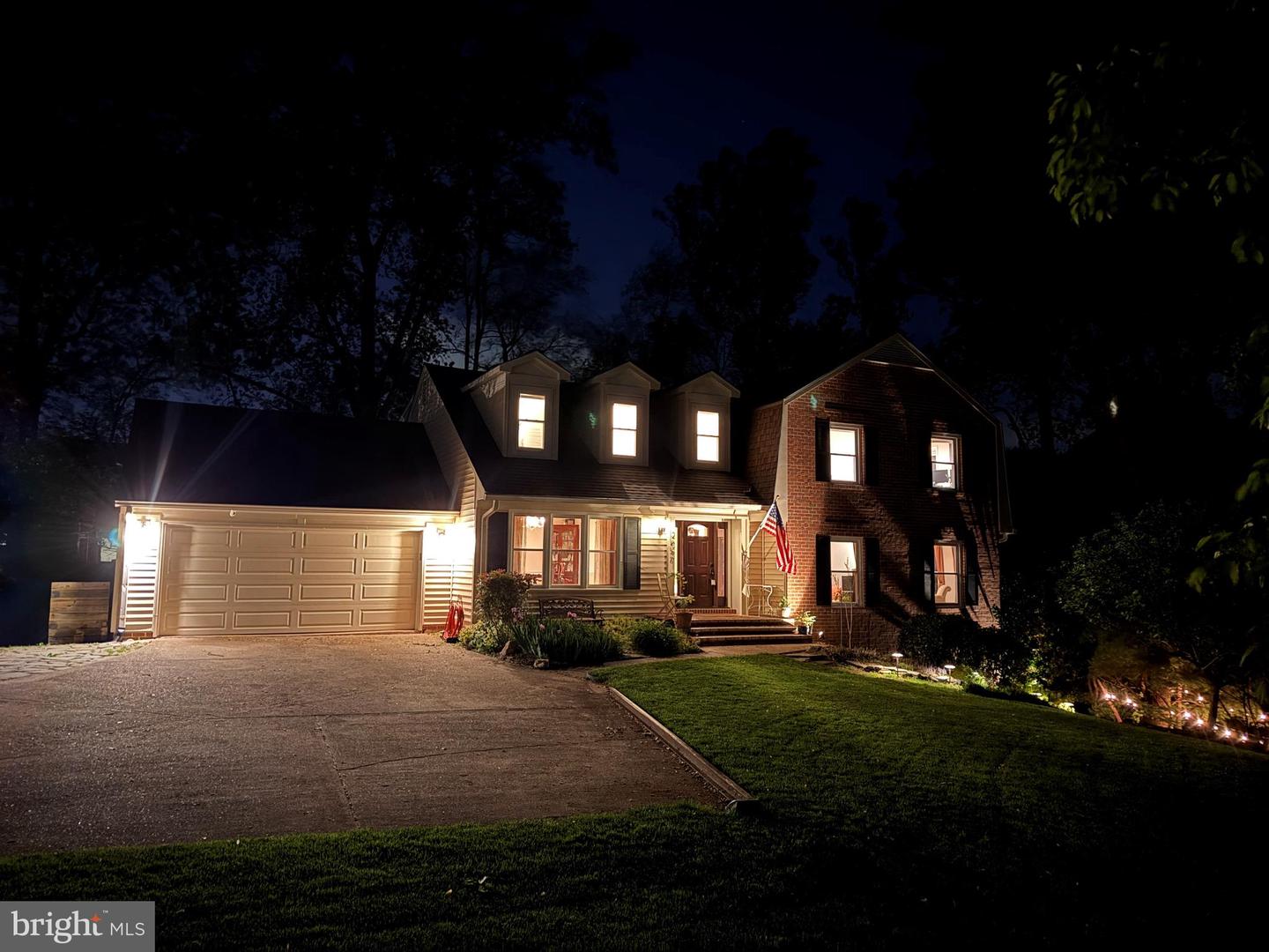 2057 KEDGE DR, VIENNA, Virginia 22181, 4 Bedrooms Bedrooms, ,3 BathroomsBathrooms,Residential,For sale,2057 KEDGE DR,VAFX2237132 MLS # VAFX2237132