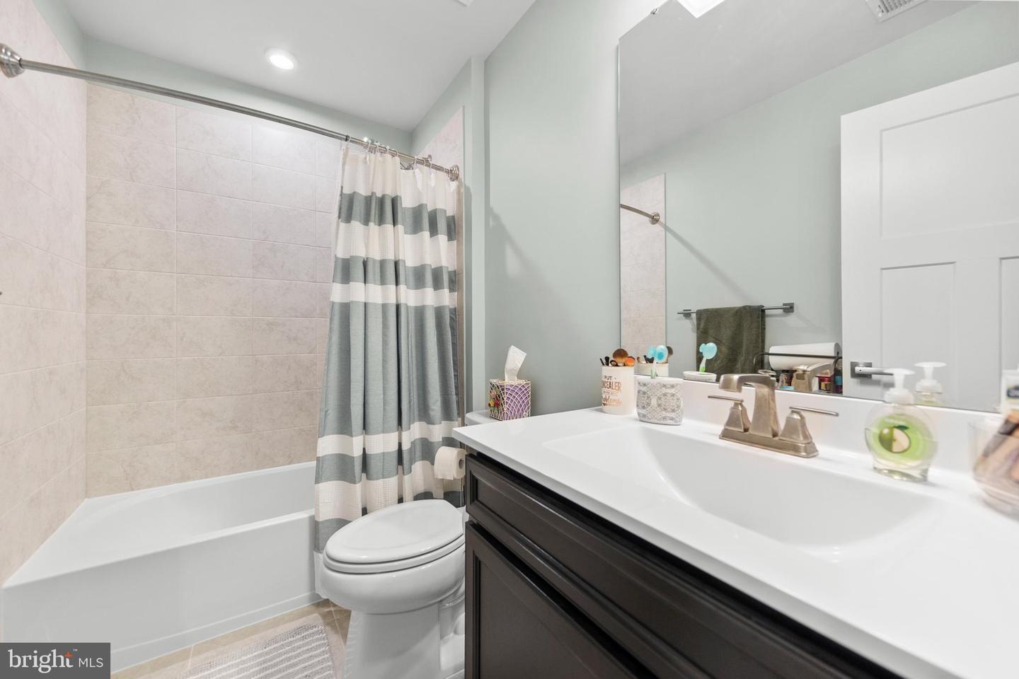 112 MAURY WAY, WINCHESTER, Virginia 22602, 3 Bedrooms Bedrooms, 10 Rooms Rooms,2 BathroomsBathrooms,Residential,For sale,112 MAURY WAY,VAFV2033766 MLS # VAFV2033766