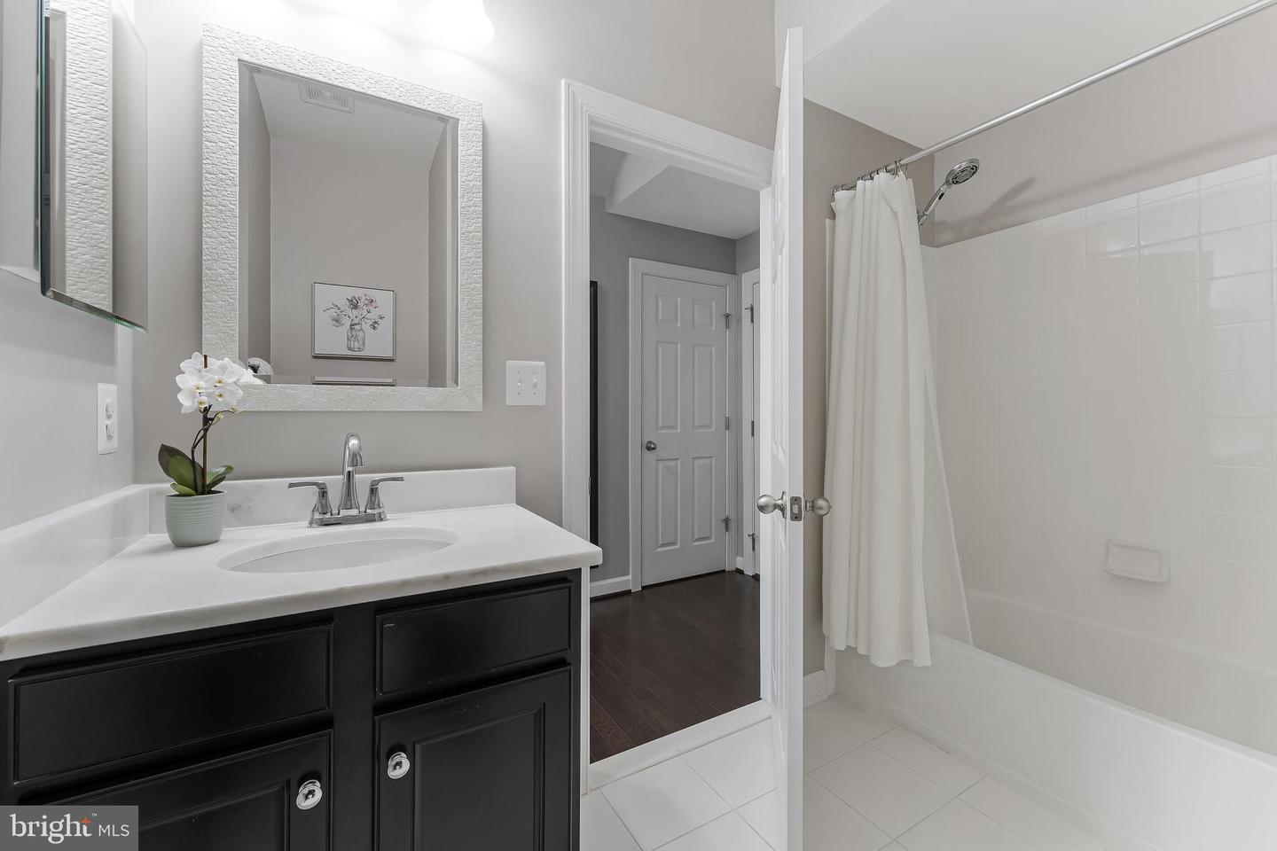 1524 KINNAIRD TER NE, LEESBURG, Virginia 20176, 4 Bedrooms Bedrooms, 4 Rooms Rooms,3 BathroomsBathrooms,Residential,For sale,1524 KINNAIRD TER NE,VALO2095068 MLS # VALO2095068