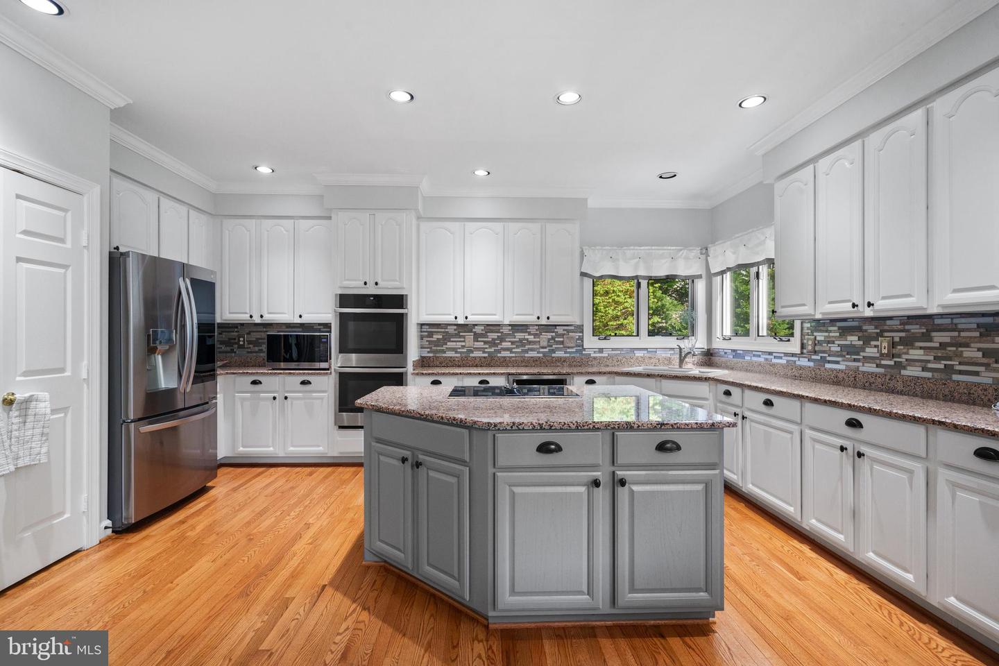 4209 HARDY RIDGE DR, WOODBRIDGE, Virginia 22192, 4 Bedrooms Bedrooms, ,3 BathroomsBathrooms,Residential,For sale,4209 HARDY RIDGE DR,VAPW2093344 MLS # VAPW2093344
