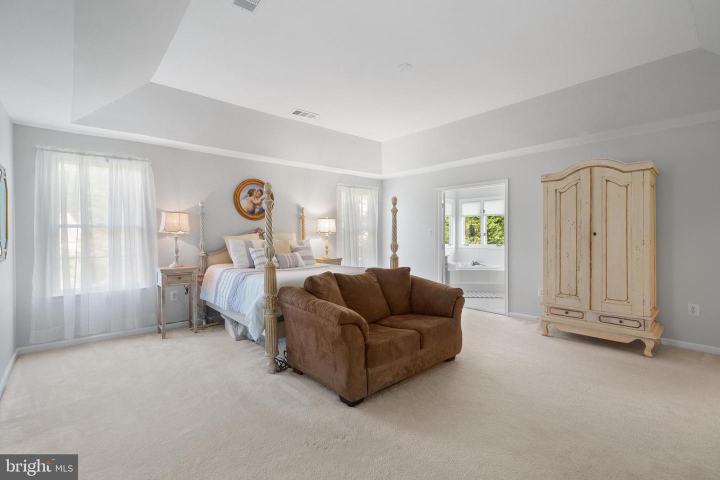 4209 HARDY RIDGE DR, WOODBRIDGE, Virginia 22192, 4 Bedrooms Bedrooms, ,3 BathroomsBathrooms,Residential,For sale,4209 HARDY RIDGE DR,VAPW2093344 MLS # VAPW2093344