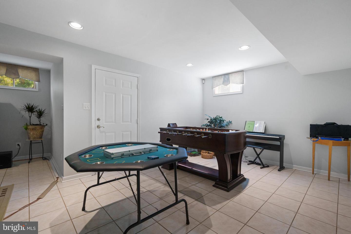4209 HARDY RIDGE DR, WOODBRIDGE, Virginia 22192, 4 Bedrooms Bedrooms, ,3 BathroomsBathrooms,Residential,For sale,4209 HARDY RIDGE DR,VAPW2093344 MLS # VAPW2093344