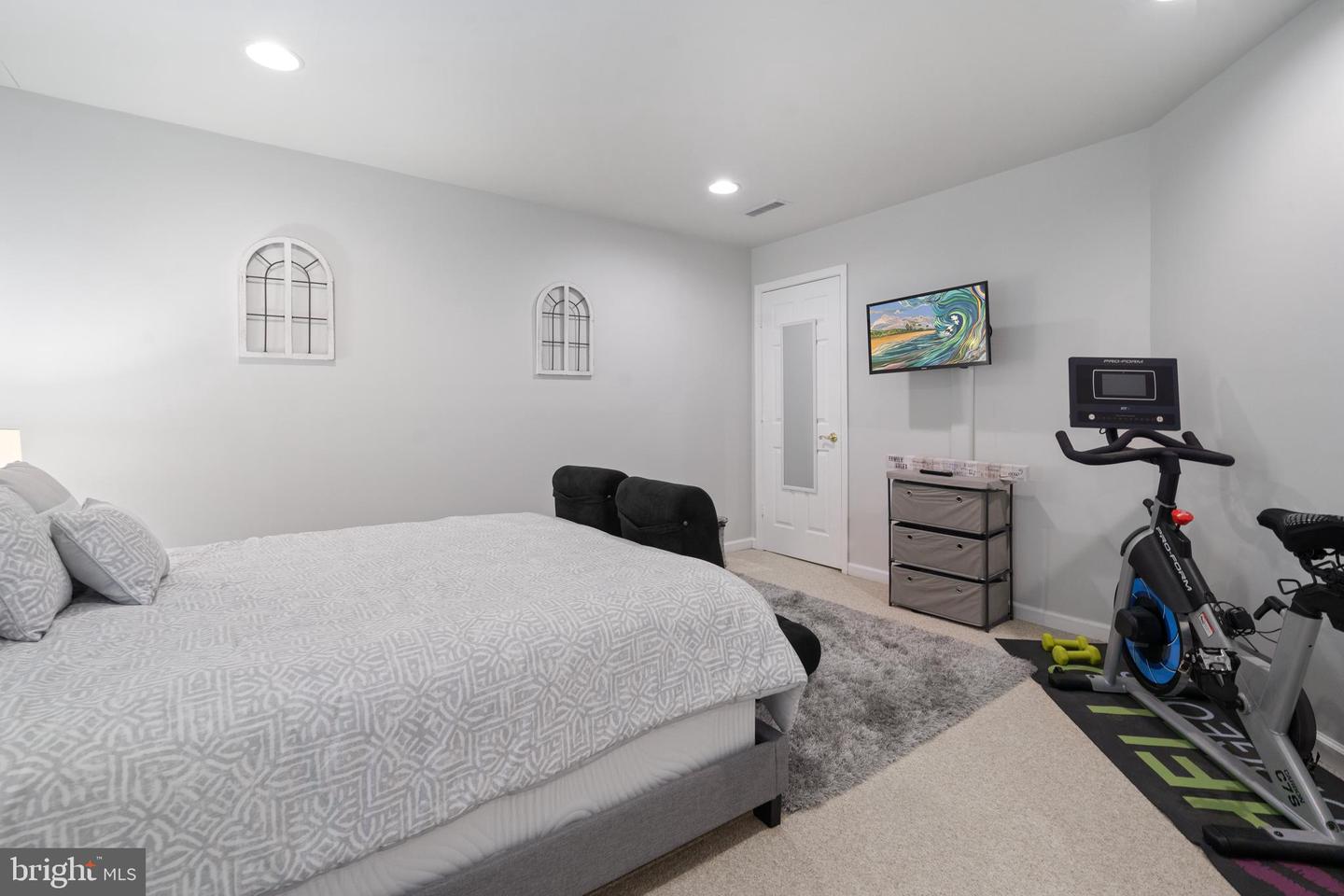 4209 HARDY RIDGE DR, WOODBRIDGE, Virginia 22192, 4 Bedrooms Bedrooms, ,3 BathroomsBathrooms,Residential,For sale,4209 HARDY RIDGE DR,VAPW2093344 MLS # VAPW2093344