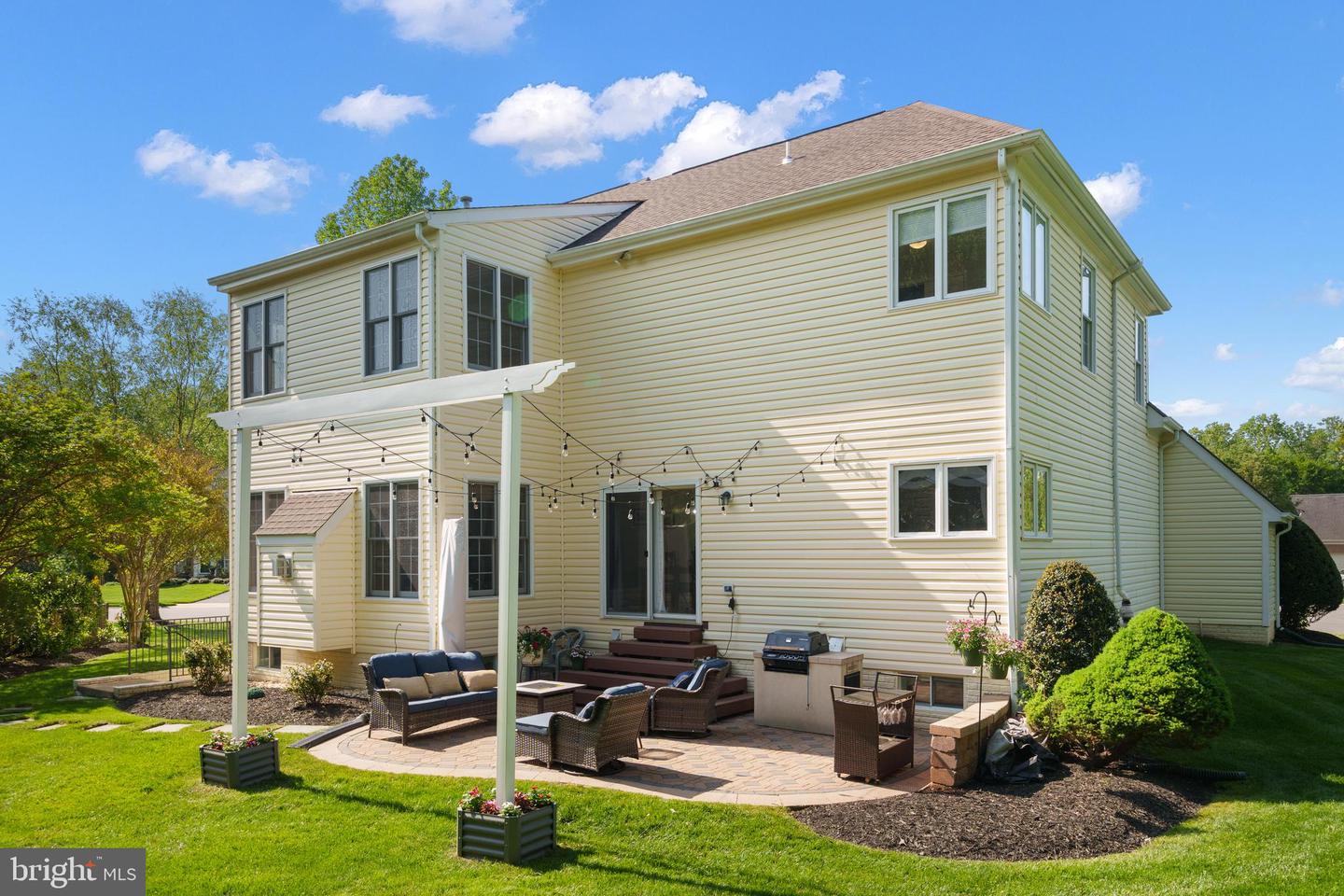 4209 HARDY RIDGE DR, WOODBRIDGE, Virginia 22192, 4 Bedrooms Bedrooms, ,3 BathroomsBathrooms,Residential,For sale,4209 HARDY RIDGE DR,VAPW2093344 MLS # VAPW2093344