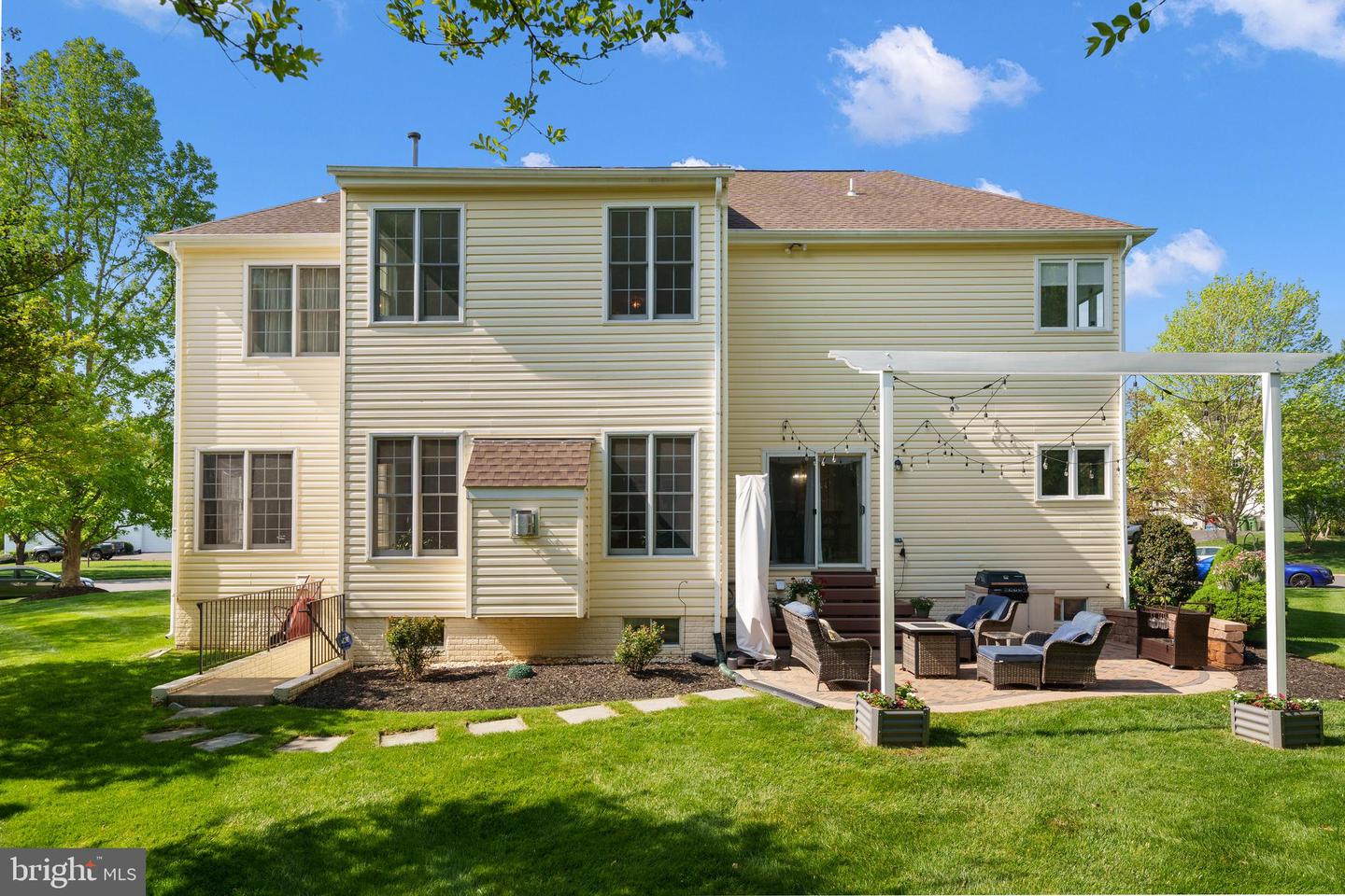 4209 HARDY RIDGE DR, WOODBRIDGE, Virginia 22192, 4 Bedrooms Bedrooms, ,3 BathroomsBathrooms,Residential,For sale,4209 HARDY RIDGE DR,VAPW2093344 MLS # VAPW2093344