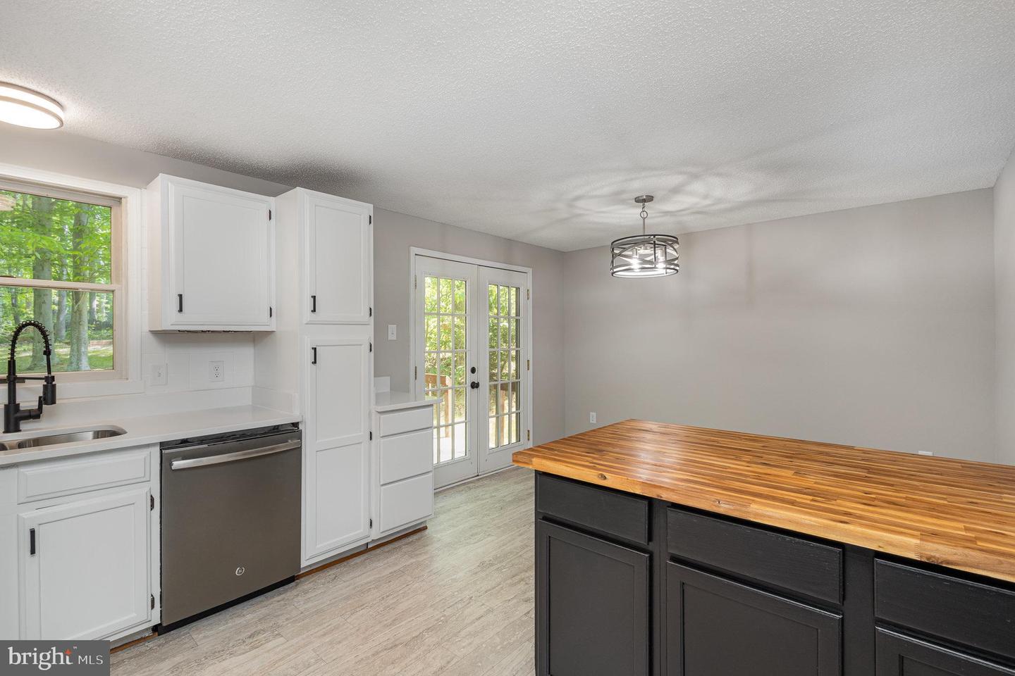 125 CUMBERLAND CIR, LOCUST GROVE, Virginia 22508, 3 Bedrooms Bedrooms, ,2 BathroomsBathrooms,Residential,For sale,125 CUMBERLAND CIR,VAOR2009546 MLS # VAOR2009546
