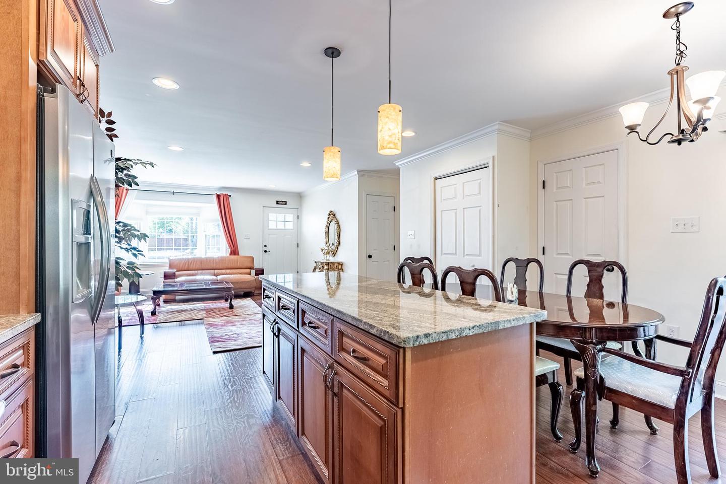 6712 HARRISON LN, ALEXANDRIA, Virginia 22306, 3 Bedrooms Bedrooms, ,2 BathroomsBathrooms,Residential,For sale,6712 HARRISON LN,VAFX2237432 MLS # VAFX2237432