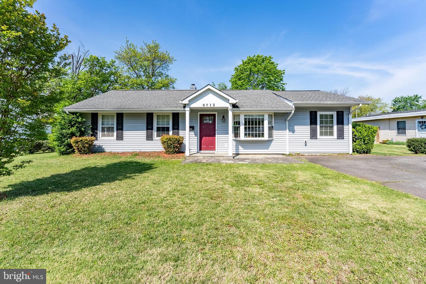 6712 HARRISON LN, ALEXANDRIA, Virginia 22306, 3 Bedrooms Bedrooms, ,2 BathroomsBathrooms,Residential,For sale,6712 HARRISON LN,VAFX2237432 MLS # VAFX2237432