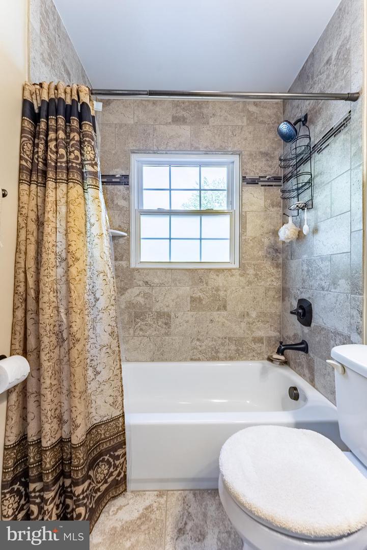 6712 HARRISON LN, ALEXANDRIA, Virginia 22306, 3 Bedrooms Bedrooms, ,2 BathroomsBathrooms,Residential,For sale,6712 HARRISON LN,VAFX2237432 MLS # VAFX2237432