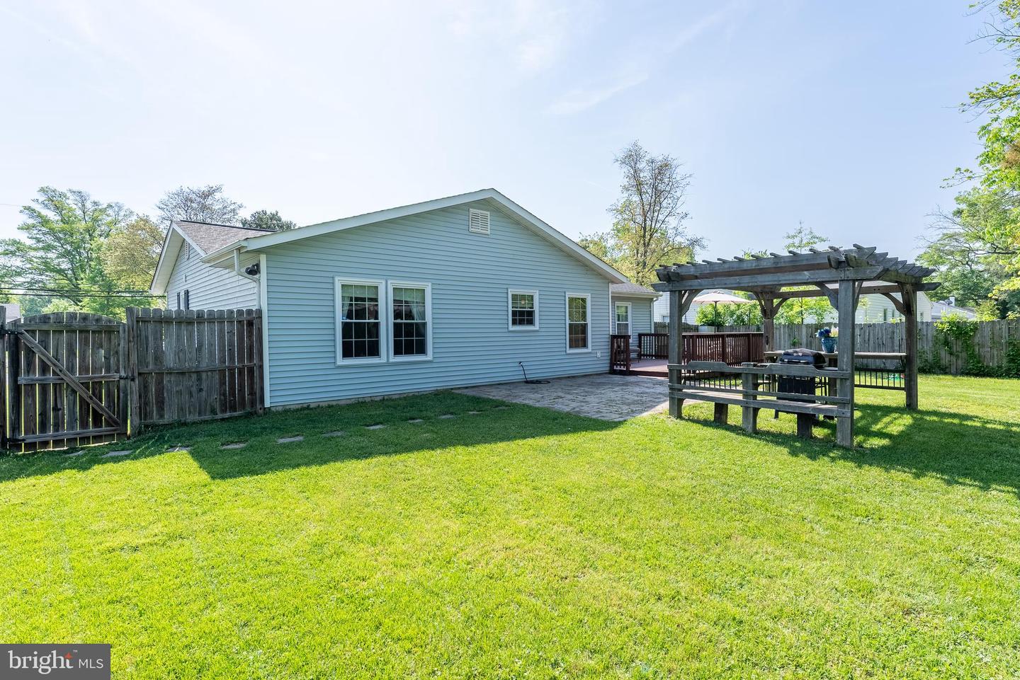 6712 HARRISON LN, ALEXANDRIA, Virginia 22306, 3 Bedrooms Bedrooms, ,2 BathroomsBathrooms,Residential,For sale,6712 HARRISON LN,VAFX2237432 MLS # VAFX2237432