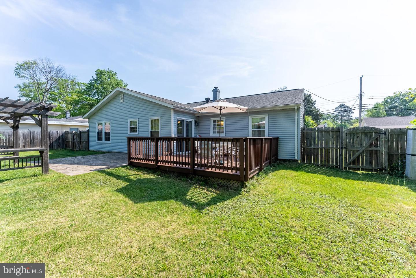 6712 HARRISON LN, ALEXANDRIA, Virginia 22306, 3 Bedrooms Bedrooms, ,2 BathroomsBathrooms,Residential,For sale,6712 HARRISON LN,VAFX2237432 MLS # VAFX2237432